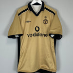 Shop 2001/02 MANCHESTER UNITED BECKHAM #7 AWAY/THIRD SHIRT (M) UMBRO, classic football shirts, vintage football shirts & retro soccer jerseys at Cult Kits