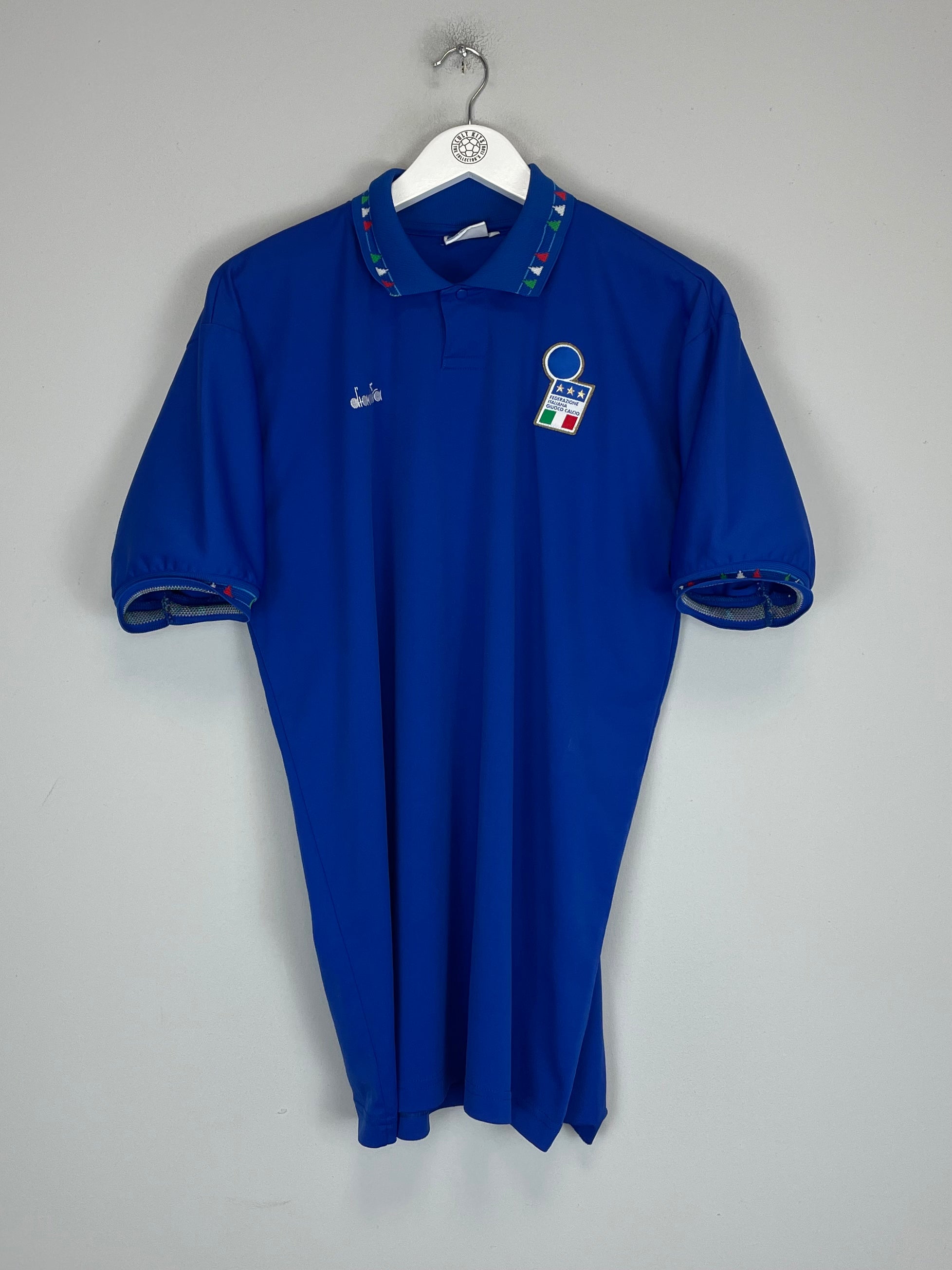 Shop 1992/93 ITALY HOME SHIRT (XL) DIADORA, classic football shirts, vintage football shirts & retro soccer jerseys at Cult Kits