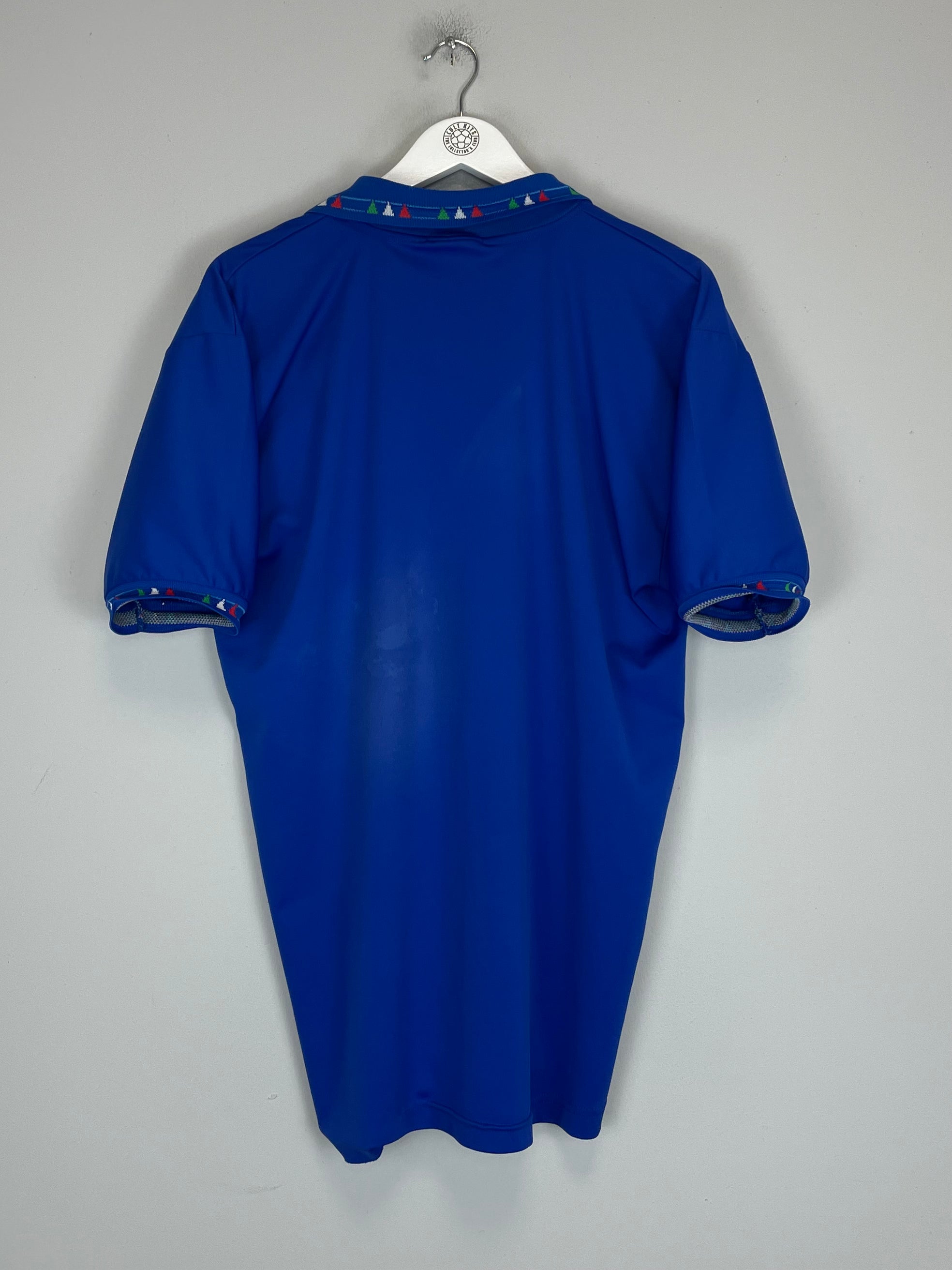 Shop 1992/93 ITALY HOME SHIRT (XL) DIADORA, classic football shirts, vintage football shirts & retro soccer jerseys at Cult Kits