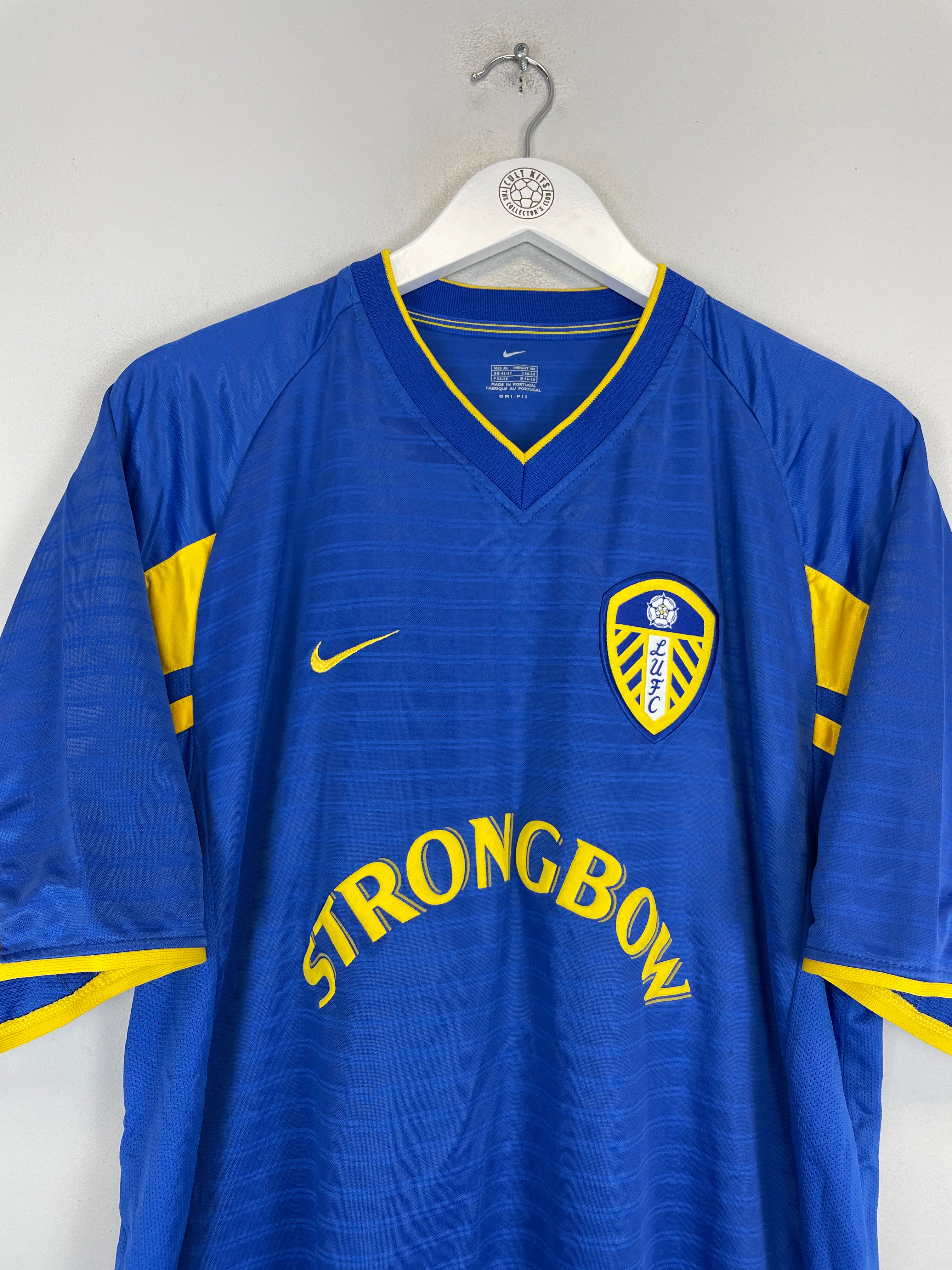 Shop 2001/03 LEEDS UNITED *BNWOT* THIRD SHIRT (XL) NIKE, classic football shirts, vintage football shirts & retro soccer jerseys at Cult Kits
