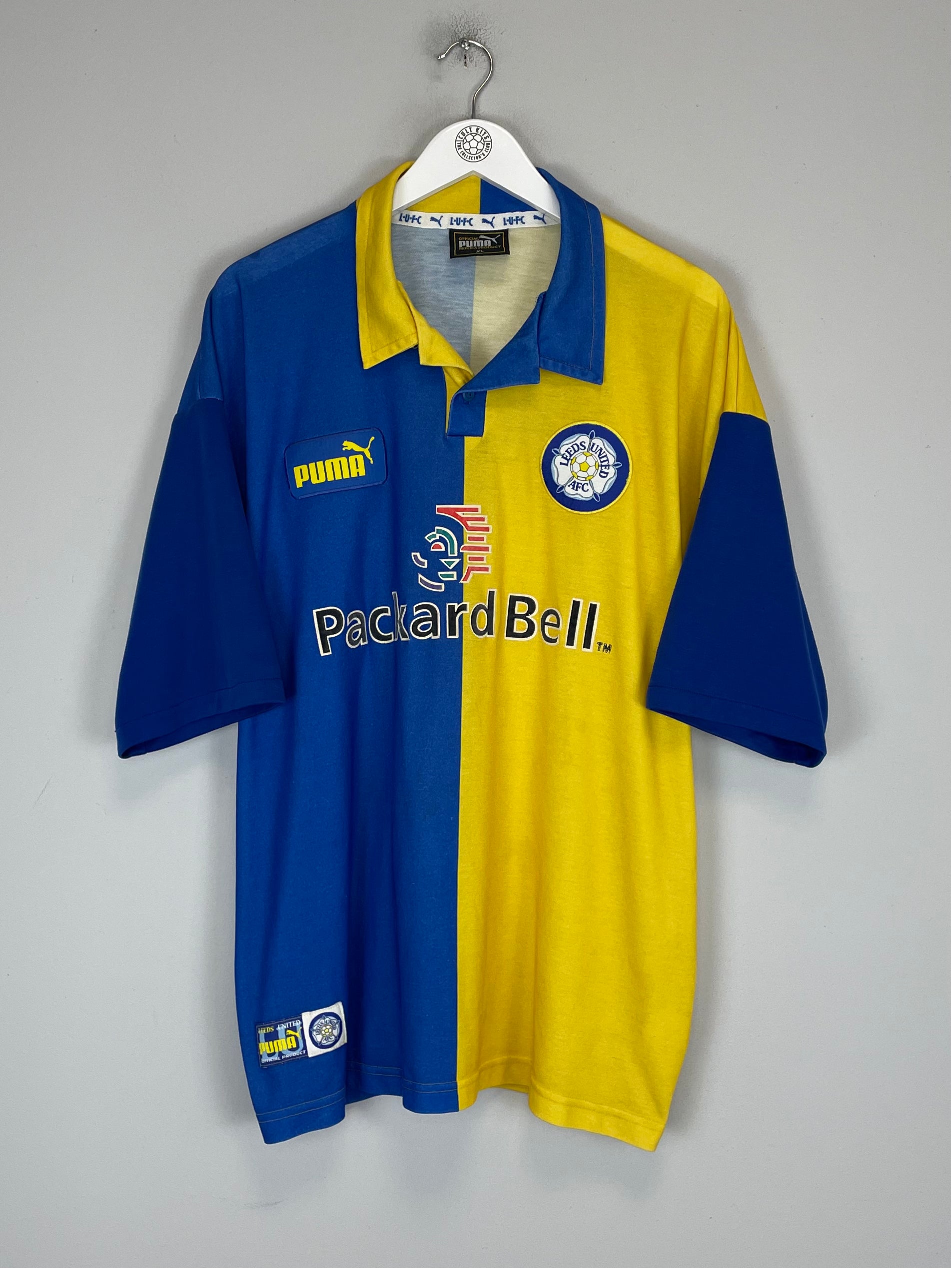Shop 1997/99 LEEDS UNITED AWAY SHIRT (XL) PUMA, classic football shirts, vintage football shirts & retro soccer jerseys at Cult Kits