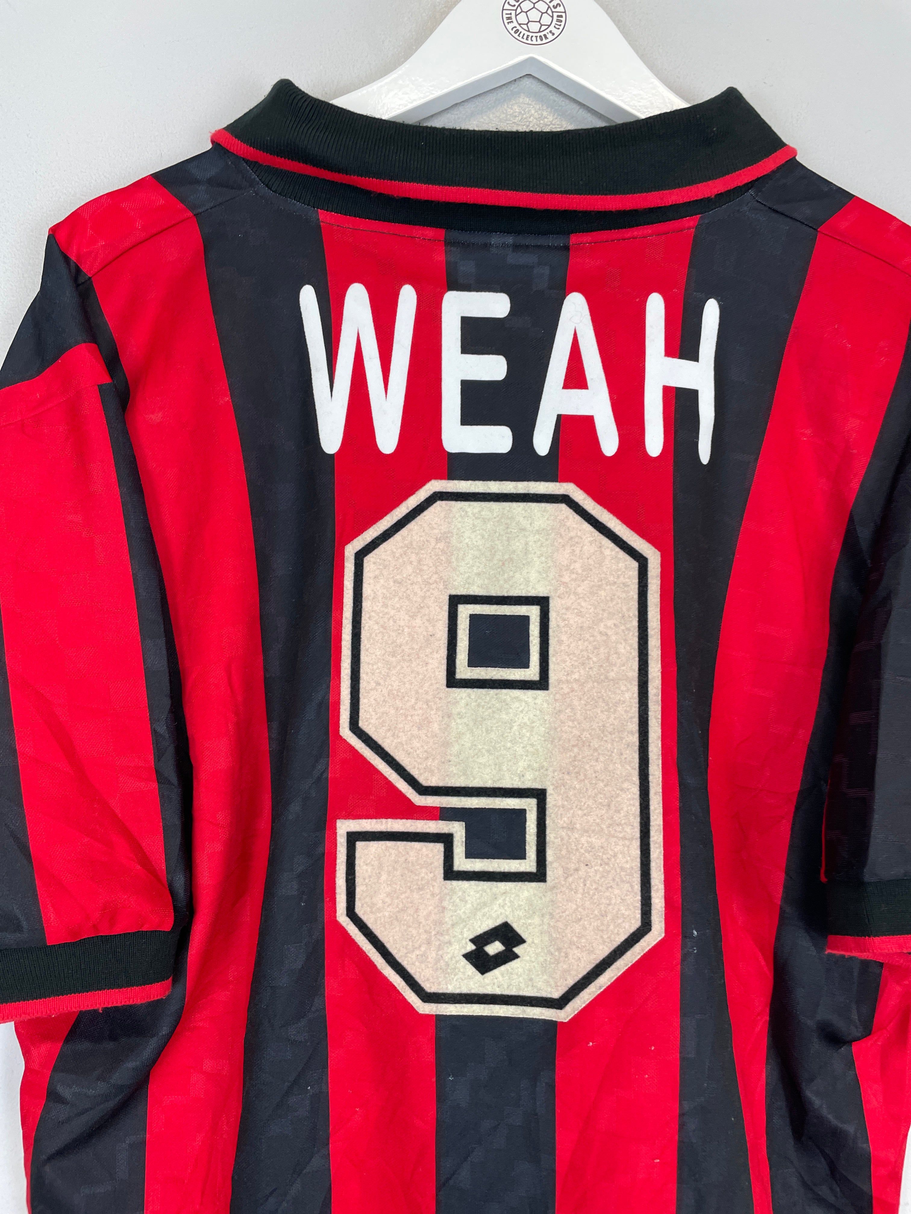 Shop 1995/96 AC MILAN WEAH #9 HOME SHIRT (XL) LOTTO, classic football shirts, vintage football shirts & retro soccer jerseys at Cult Kits