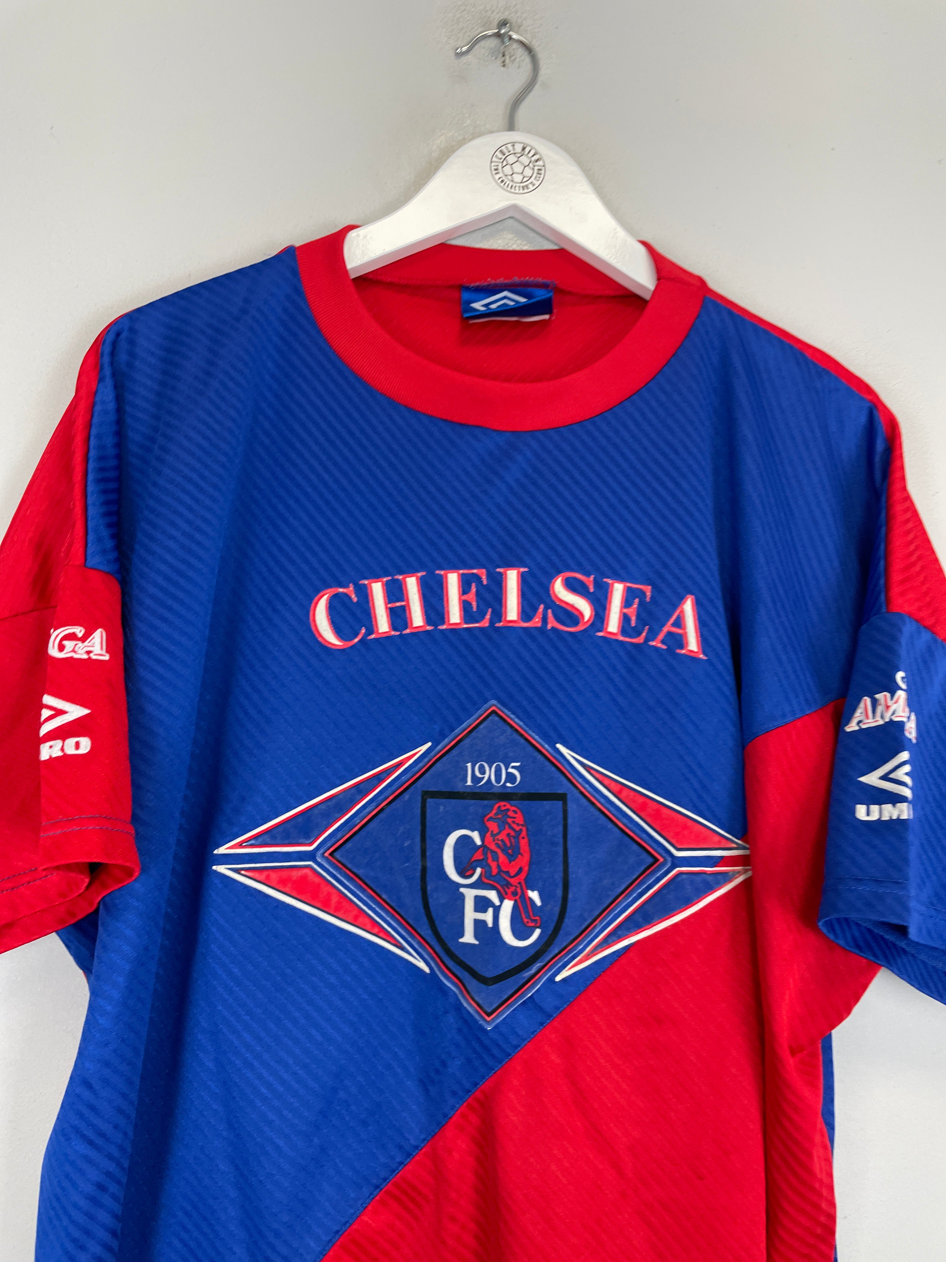 Shop 1993/94 CHELSEA TRAINING SHIRT (XL) UMBRO, classic football shirts, vintage football shirts & retro soccer jerseys at Cult Kits
