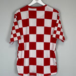 Shop 2012/13 CROATIA HOME SHIRT (M) NIKE, classic football shirts, vintage football shirts & retro soccer jerseys at Cult Kits