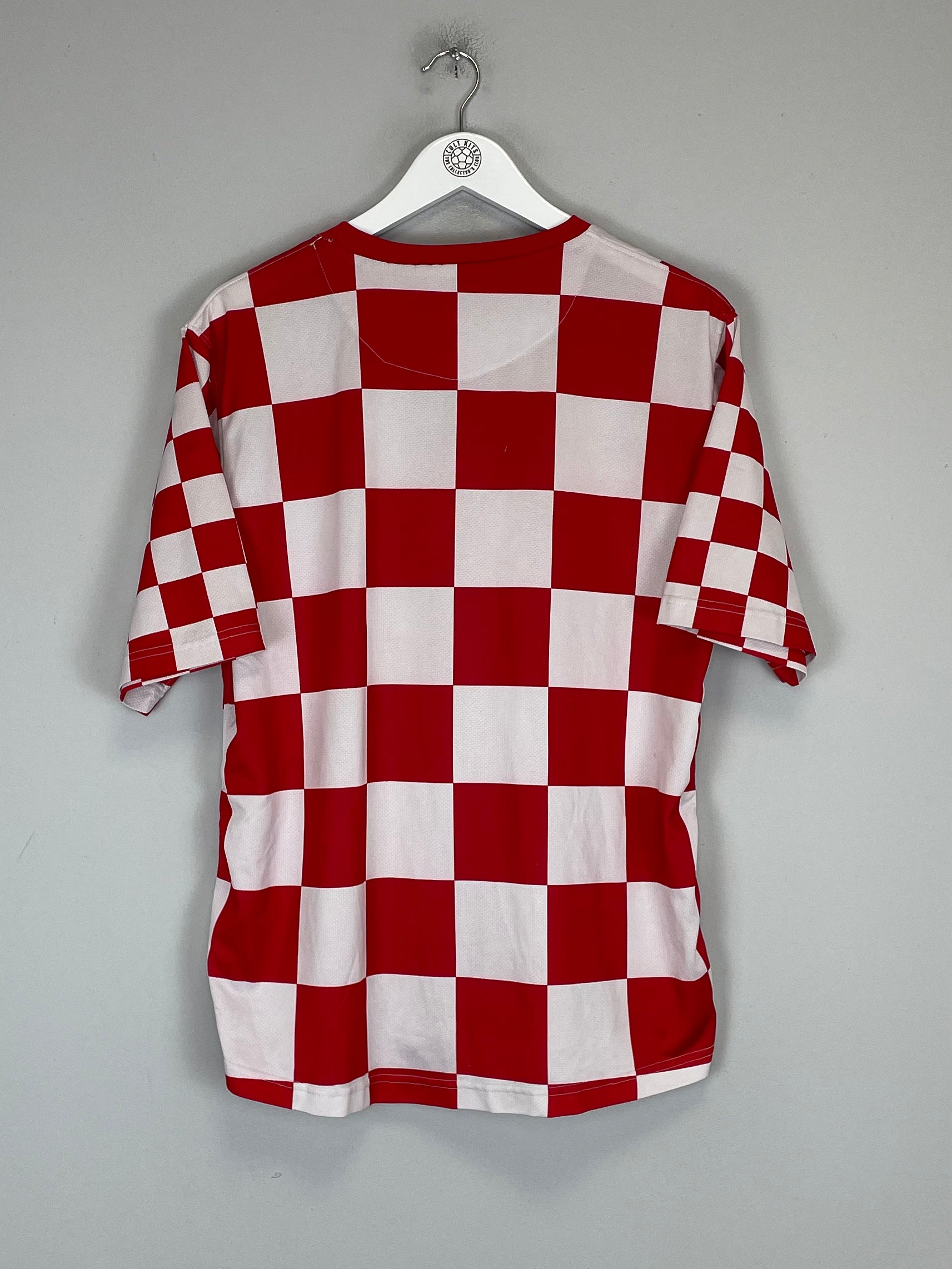 Shop 2012/13 CROATIA HOME SHIRT (M) NIKE, classic football shirts, vintage football shirts & retro soccer jerseys at Cult Kits
