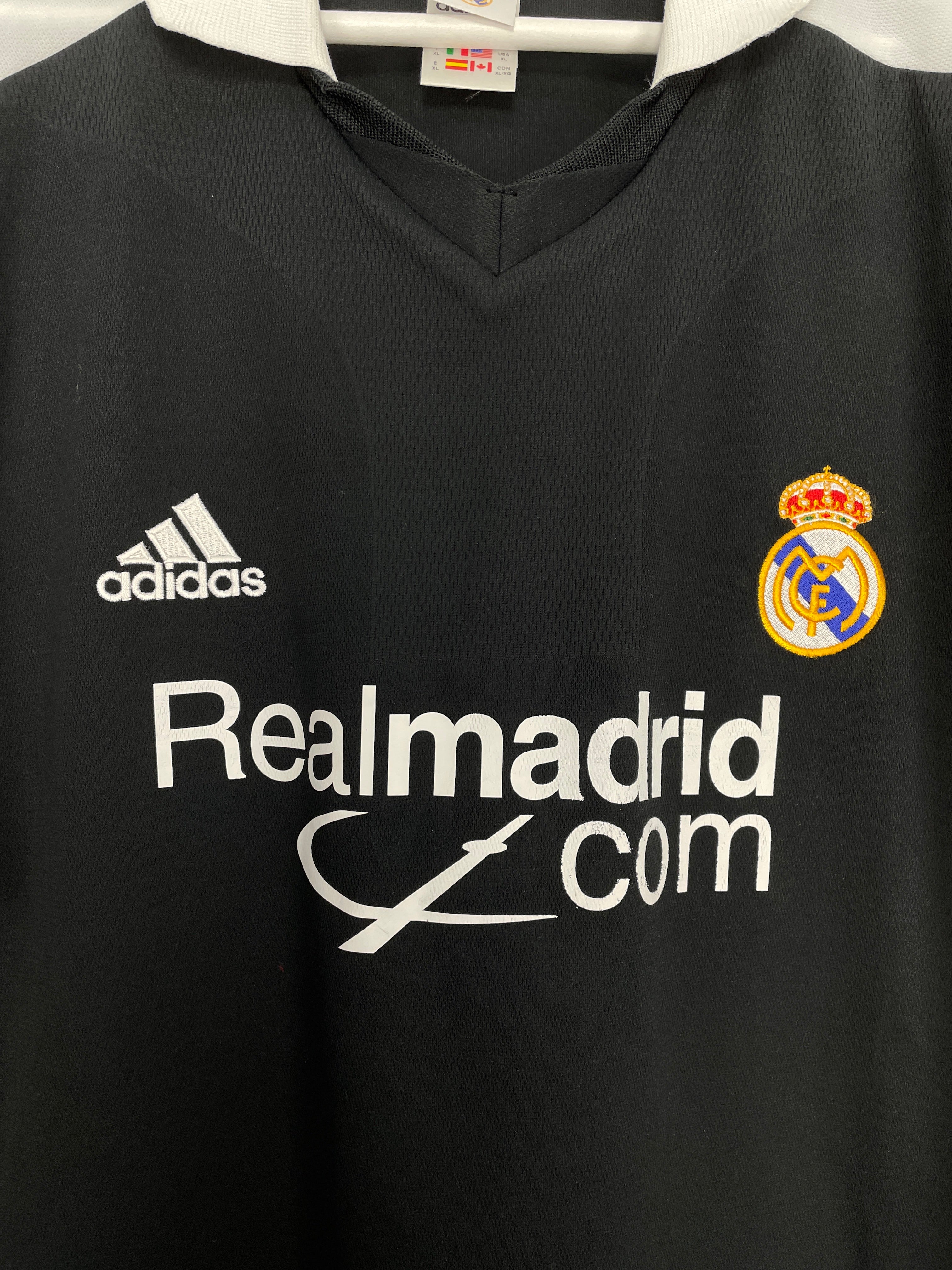 Shop 2001/02 REAL MADRID ZIDANE #5 AWAY SHIRT (XL) ADIDAS, classic football shirts, vintage football shirts & retro soccer jerseys at Cult Kits