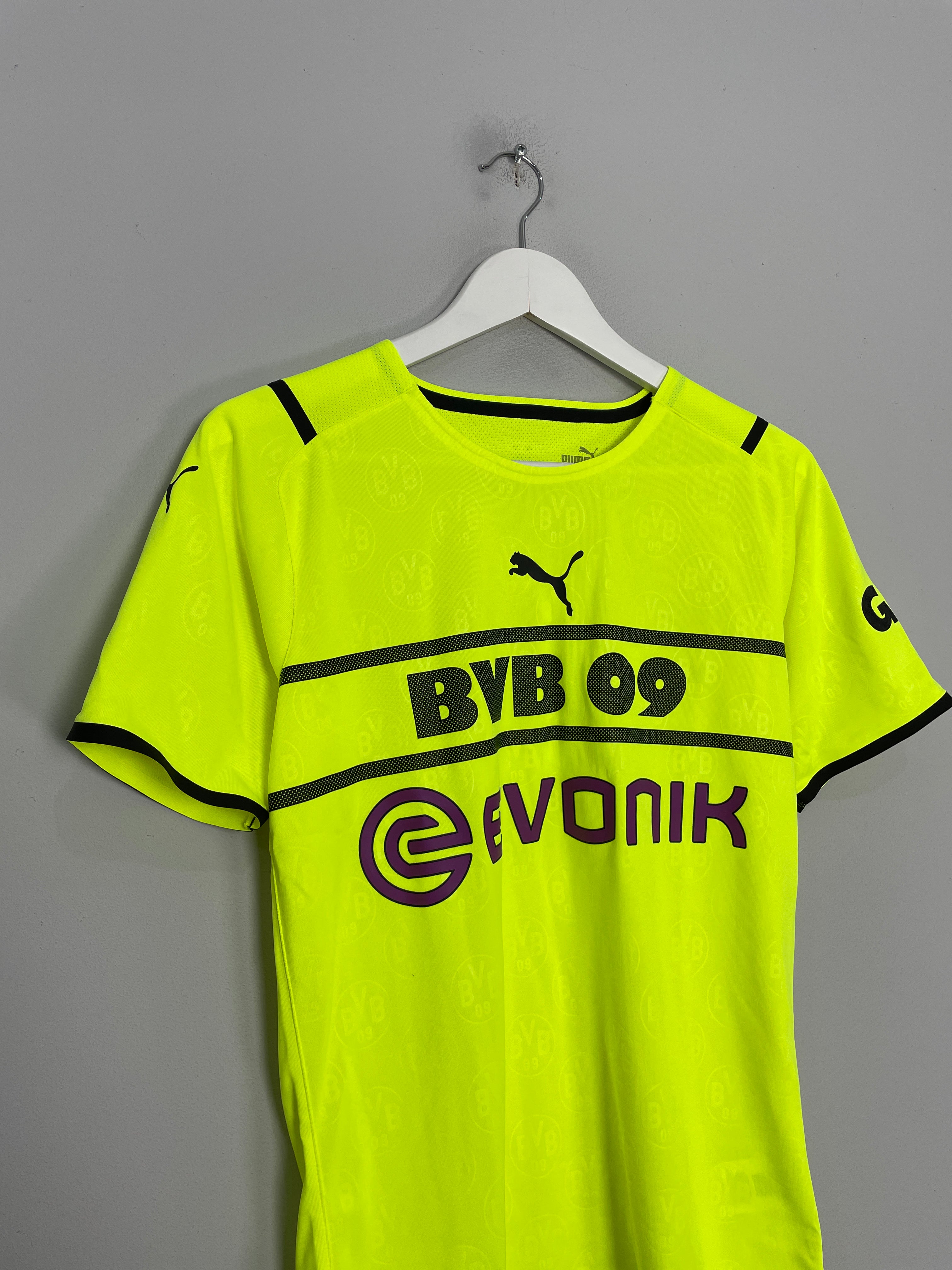 Shop 2021/22 Dortmund *BNIB* Player Issue Cup Shirt (Multiple Sizes) Puma, classic football shirts, vintage football shirts & retro soccer jerseys at Cult Kits