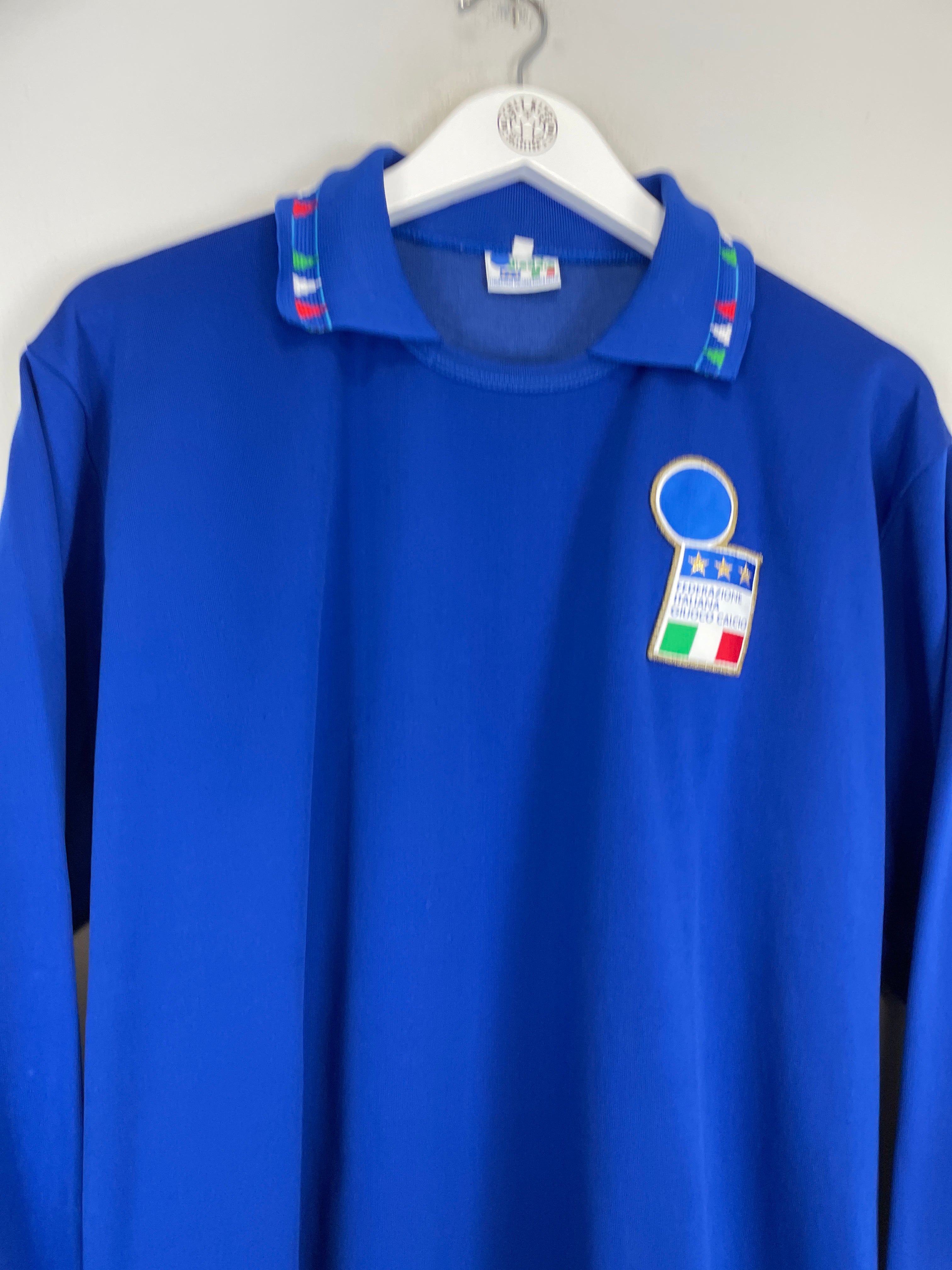 Shop 1992/93 ITALY L/S #11 HOME SHIRT (L) DIADORA, classic football shirts, vintage football shirts & retro soccer jerseys at Cult Kits