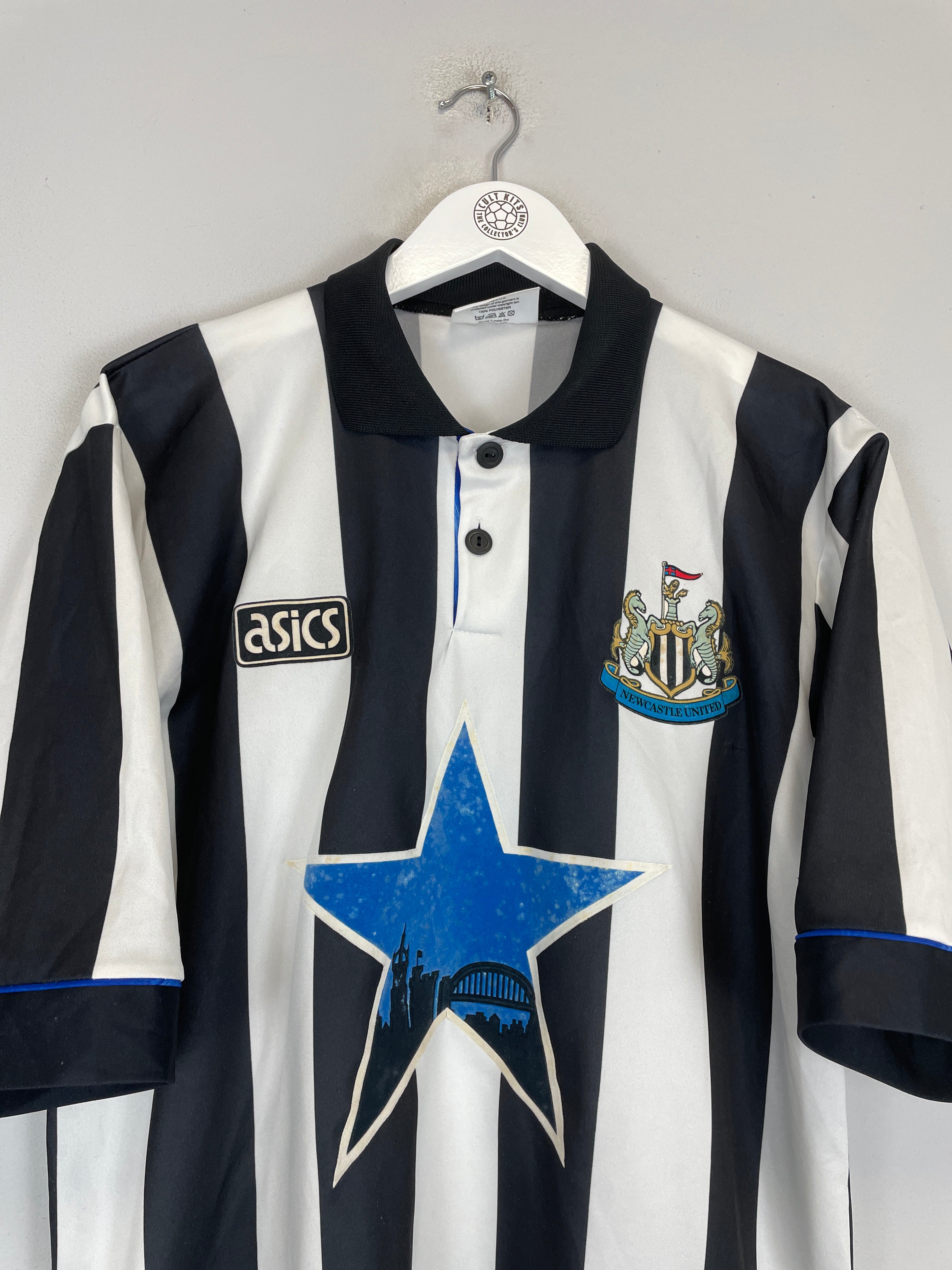 Shop 1993/95 NEWCASTLE UNITED HOME SHIRT (L) ASICS, classic football shirts, vintage football shirts & retro soccer jerseys at Cult Kits