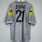 Shop 2000/01 JUVENTUS ZIDANE #21 AWAY SHIRT (XL) LOTTO, classic football shirts, vintage football shirts & retro soccer jerseys at Cult Kits