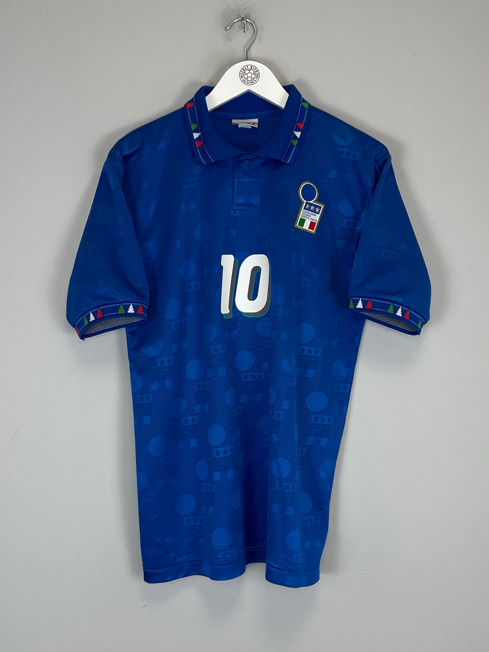 Shop 1994 ITALY R.BAGGIO #10 HOME SHIRT (M) DIADORA, classic football shirts, vintage football shirts & retro soccer jerseys at Cult Kits