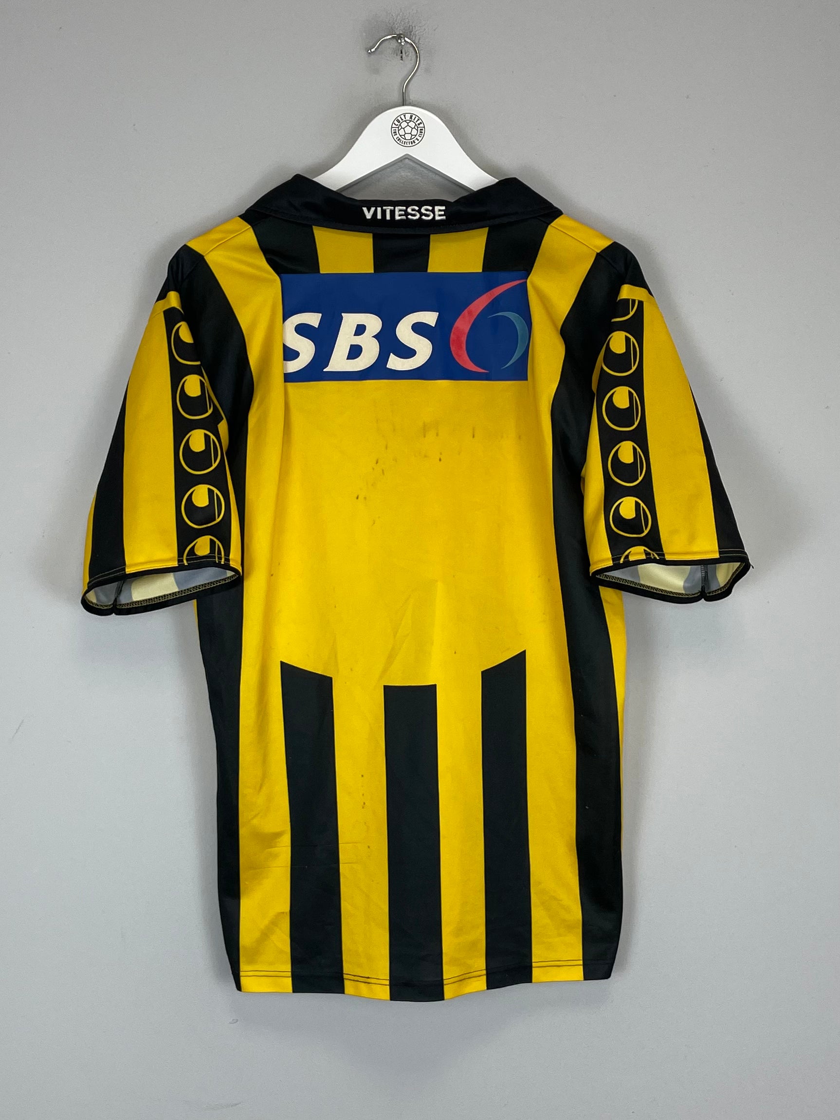 Shop 2002/03 VITESSE HOME SHIRT (M) UHLSPORT, classic football shirts, vintage football shirts & retro soccer jerseys at Cult Kits