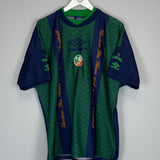 Shop 1995 IRELAND TRAINING SHIRT (XL) UMBRO, classic football shirts, vintage football shirts & retro soccer jerseys at Cult Kits