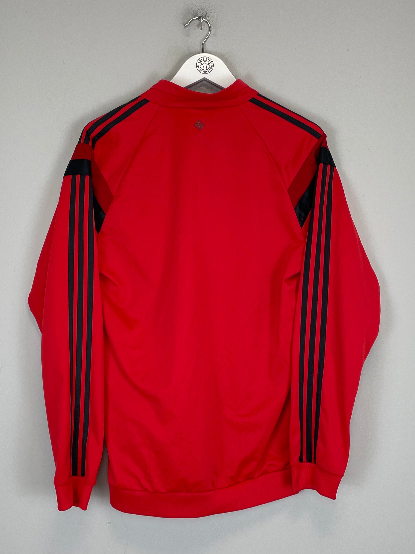 Shop 2014/15 BENFICA TRACK JACKET (M) ADIDAS, classic football shirts, vintage football shirts & retro soccer jerseys at Cult Kits
