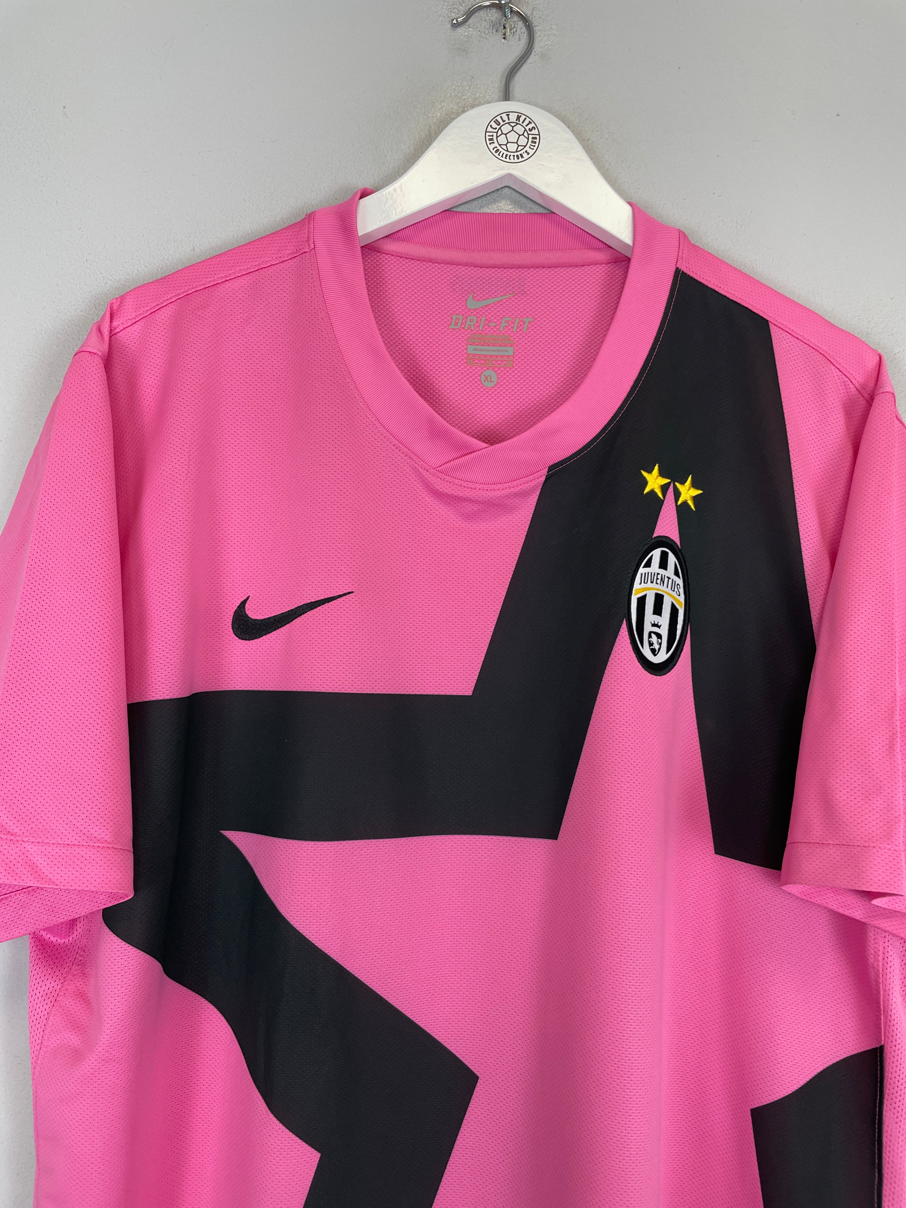 Shop 2011/13 JUVENTUS AWAY SHIRT (XL) NIKE, classic football shirts, vintage football shirts & retro soccer jerseys at Cult Kits