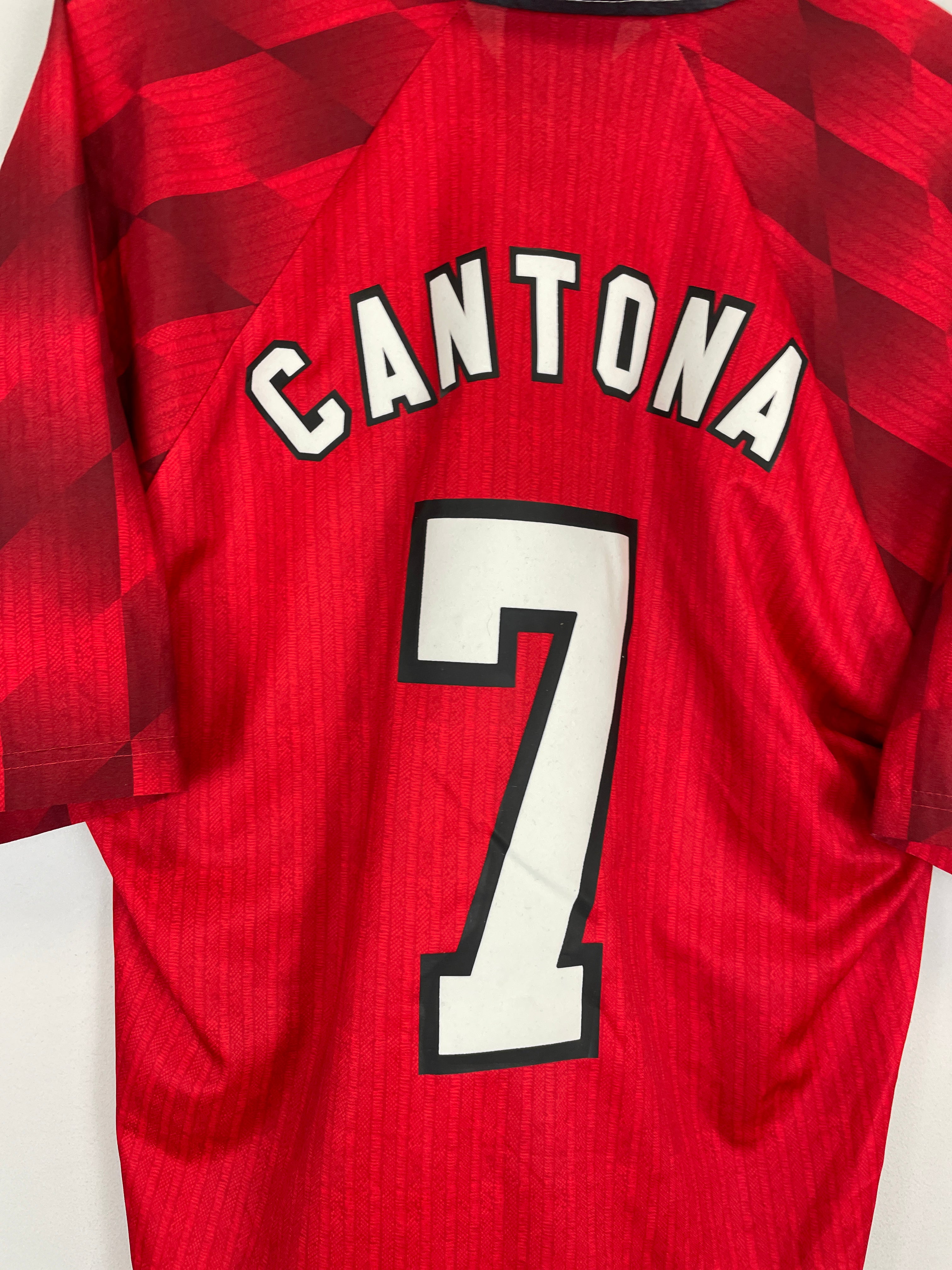 Shop 1996/98 MANCHESTER UNITED CANTONA #7 HOME SHIRT (XXL) UMBRO, classic football shirts, vintage football shirts & retro soccer jerseys at Cult Kits