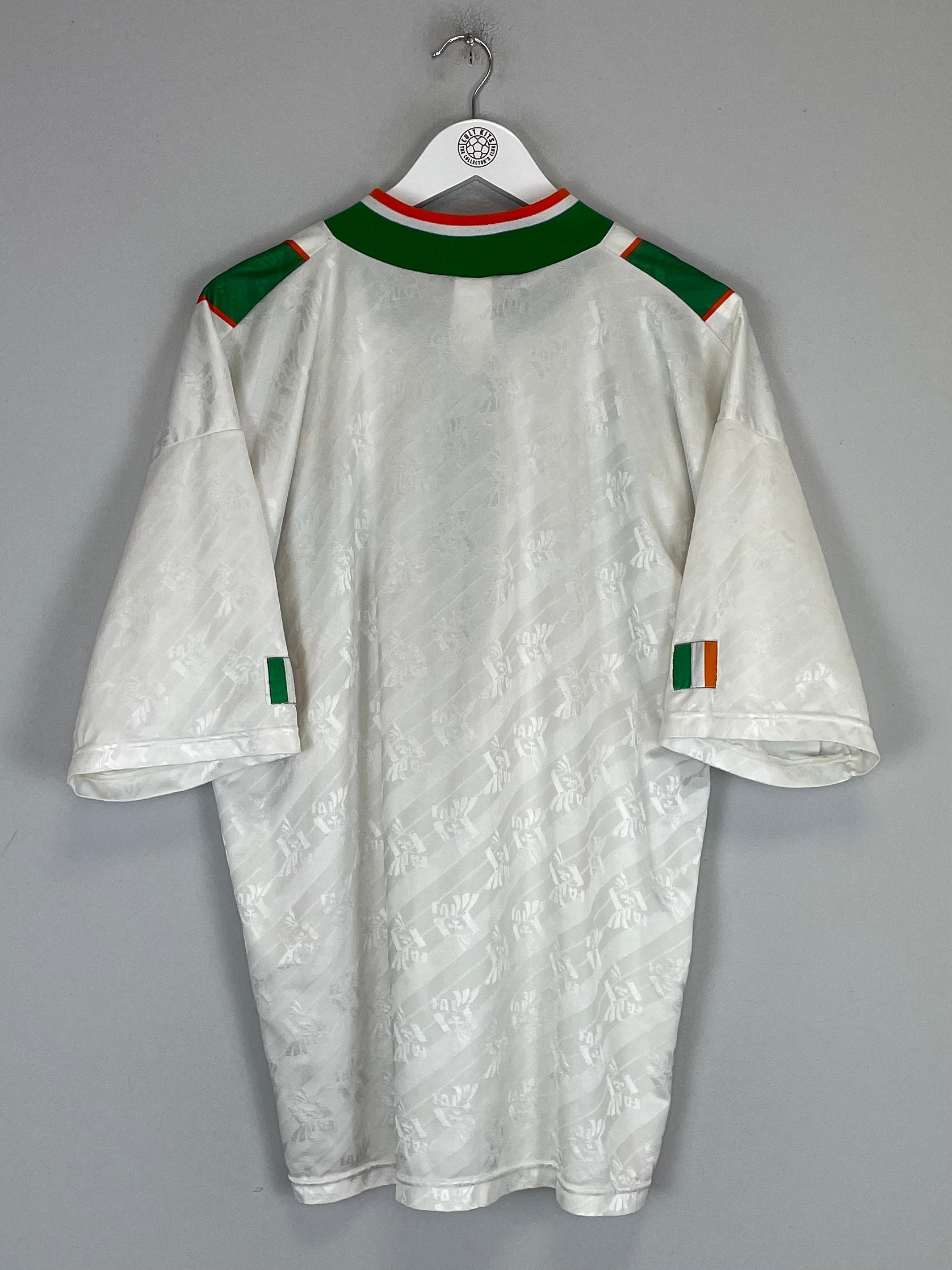 Shop 1994 IRELAND AWAY SHIRT (XL) ADIDAS, classic football shirts, vintage football shirts & retro soccer jerseys at Cult Kits