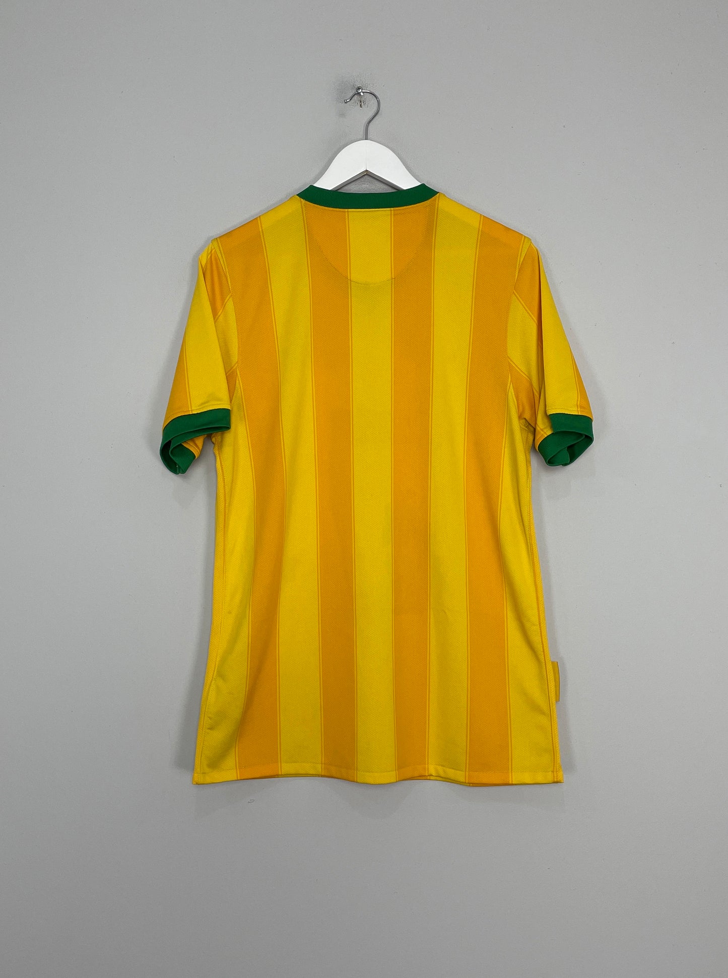 2009/11 MAMELODI SUNDOWNS HOME SHIRT (M) NIKE