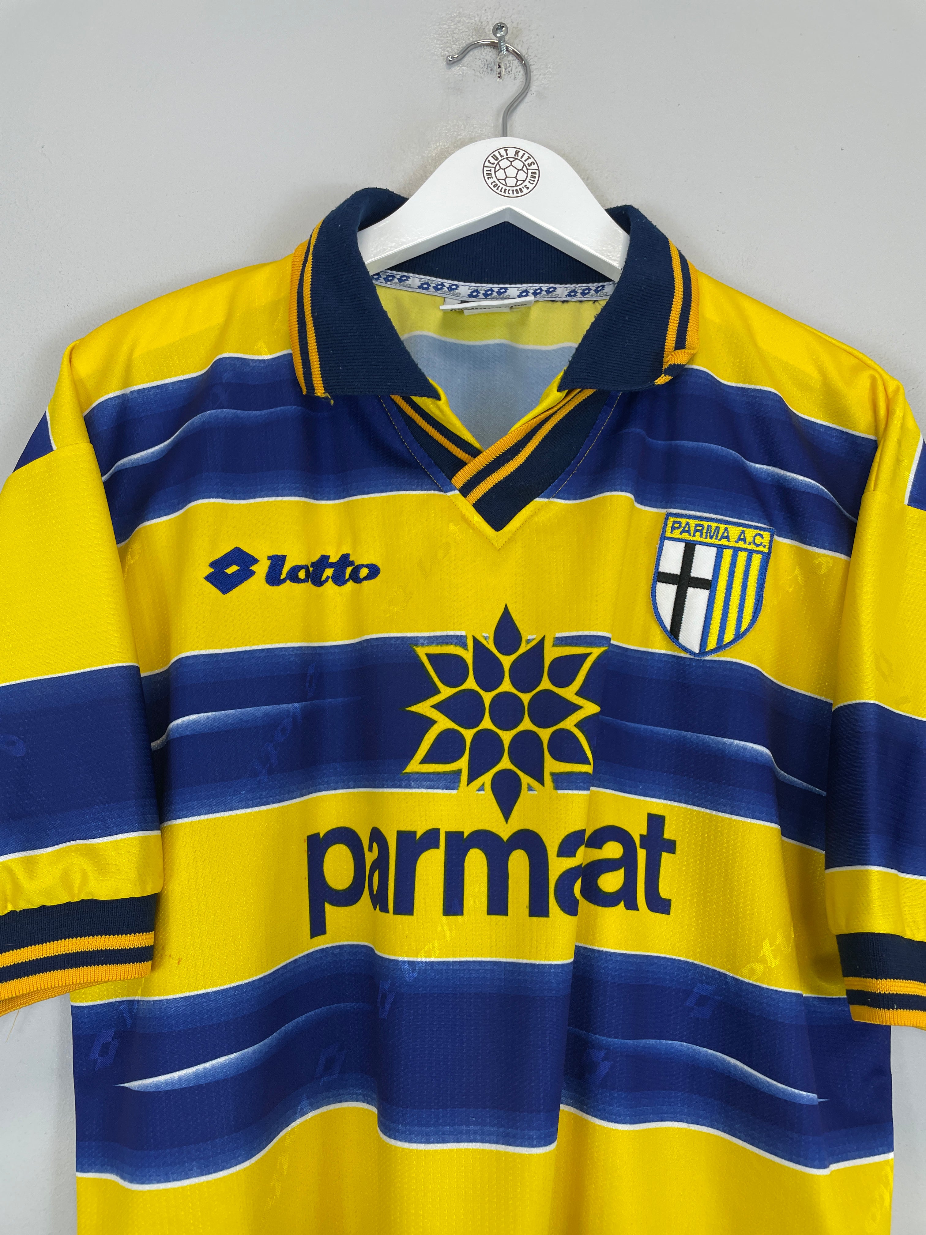 Shop 1998/99 PARMA HOME SHIRT (L) LOTTO, classic football shirts, vintage football shirts & retro soccer jerseys at Cult Kits