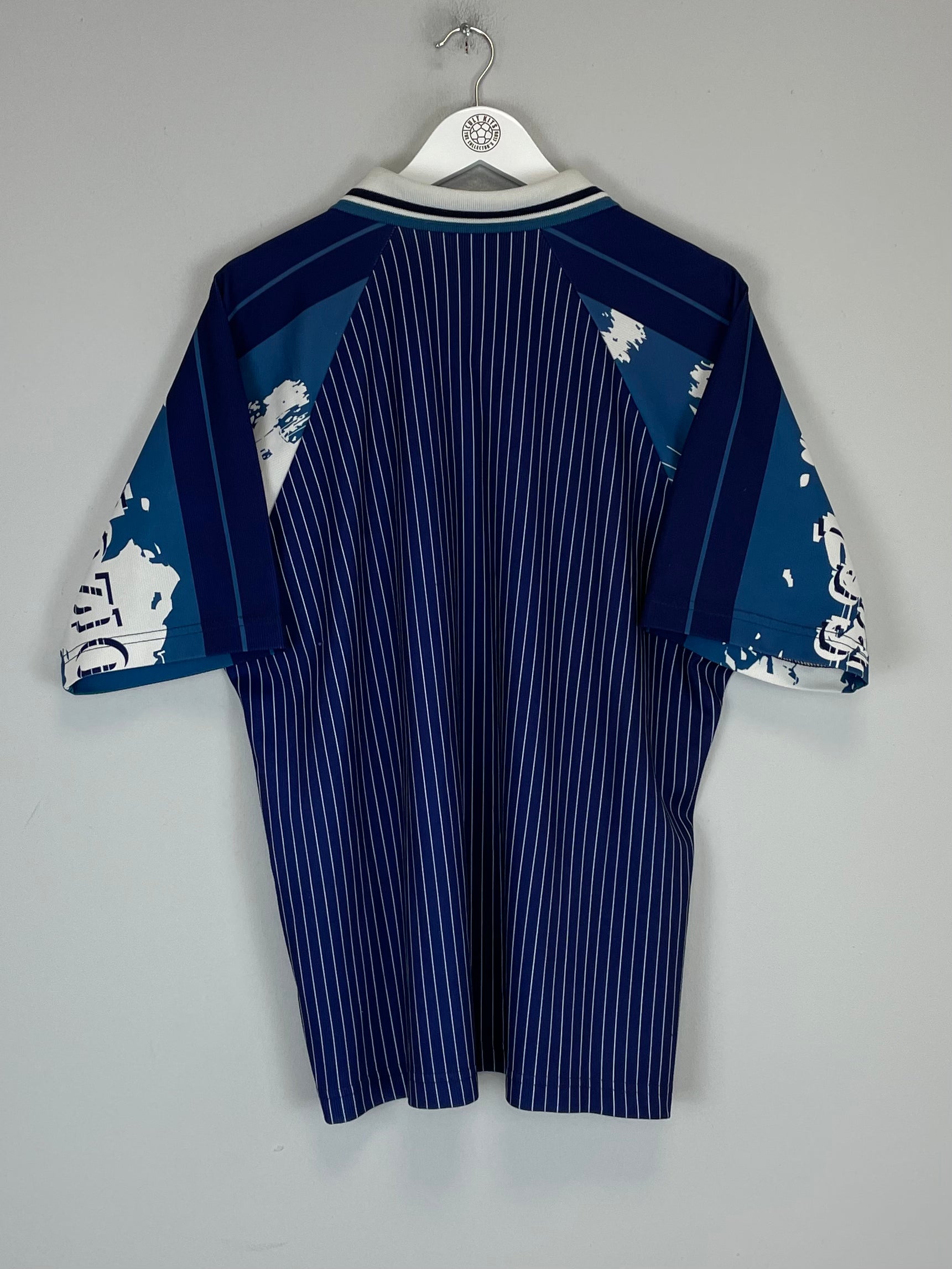 Shop 1996/98 LAZIO AWAY SHIRT (L) UMBRO, classic football shirts, vintage football shirts & retro soccer jerseys at Cult Kits