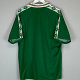 Shop 1996/98 IRELAND HOME SHIRT (XL) UMBRO, classic football shirts, vintage football shirts & retro soccer jerseys at Cult Kits