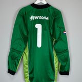 Shop 2001/02 CLUB LIBERTAD #1 GK SHIRT (L) NIKE, classic football shirts, vintage football shirts & retro soccer jerseys at Cult Kits