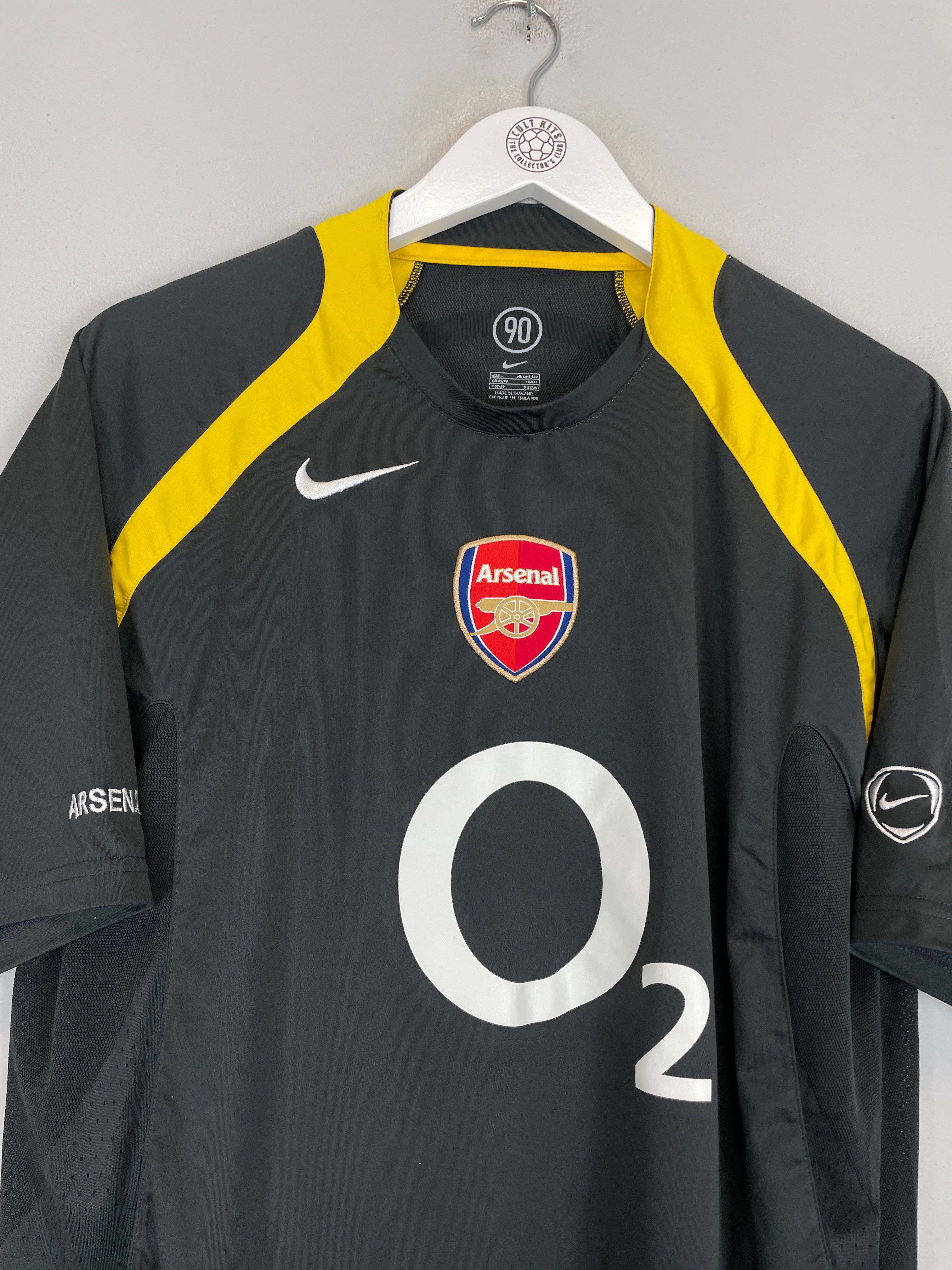 Shop 2005/06 ARSENAL TRAINING SHIRT (L) NIKE, classic football shirts, vintage football shirts & retro soccer jerseys at Cult Kits