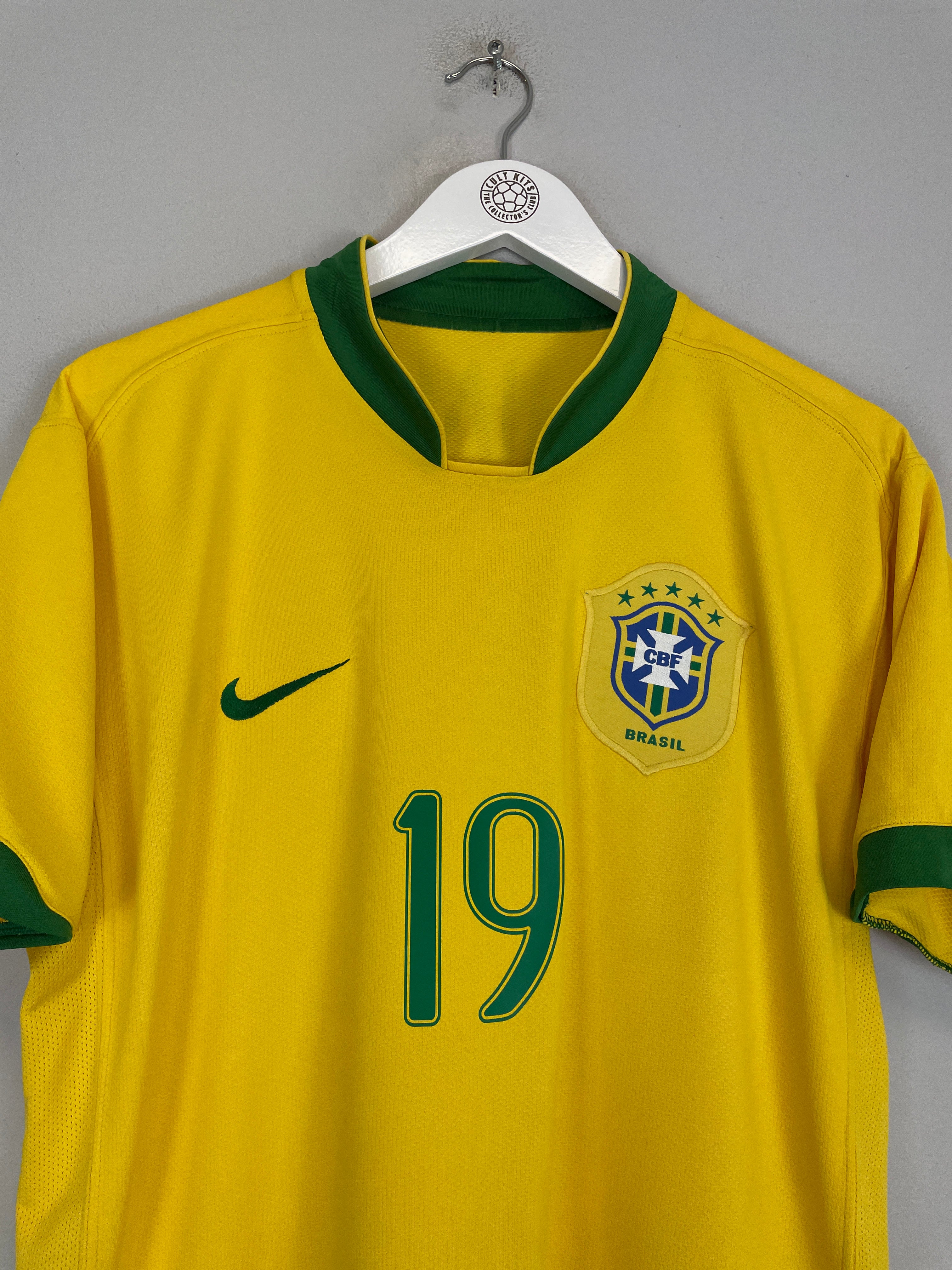 Shop 2006/07 BRAZIL JUNINHO #19 HOME SHIRT (L) NIKE, classic football shirts, vintage football shirts & retro soccer jerseys at Cult Kits