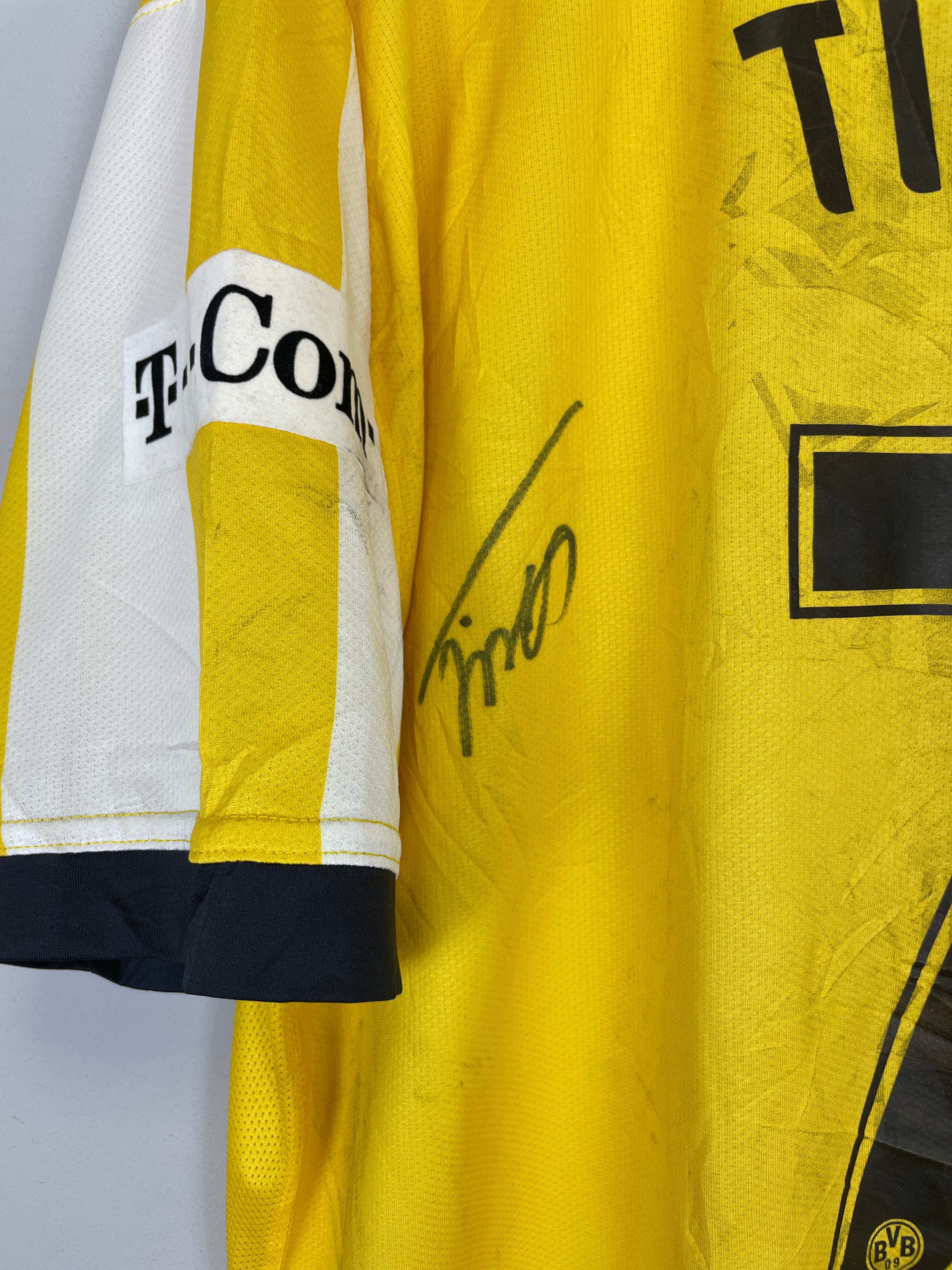 Shop 2006/07 DORTMUND TINGA #7 *MATCH ISSUED + SIGNED* HOME SHIRT (XXL) NIKE, classic football shirts, vintage football shirts & retro soccer jerseys at Cult Kits