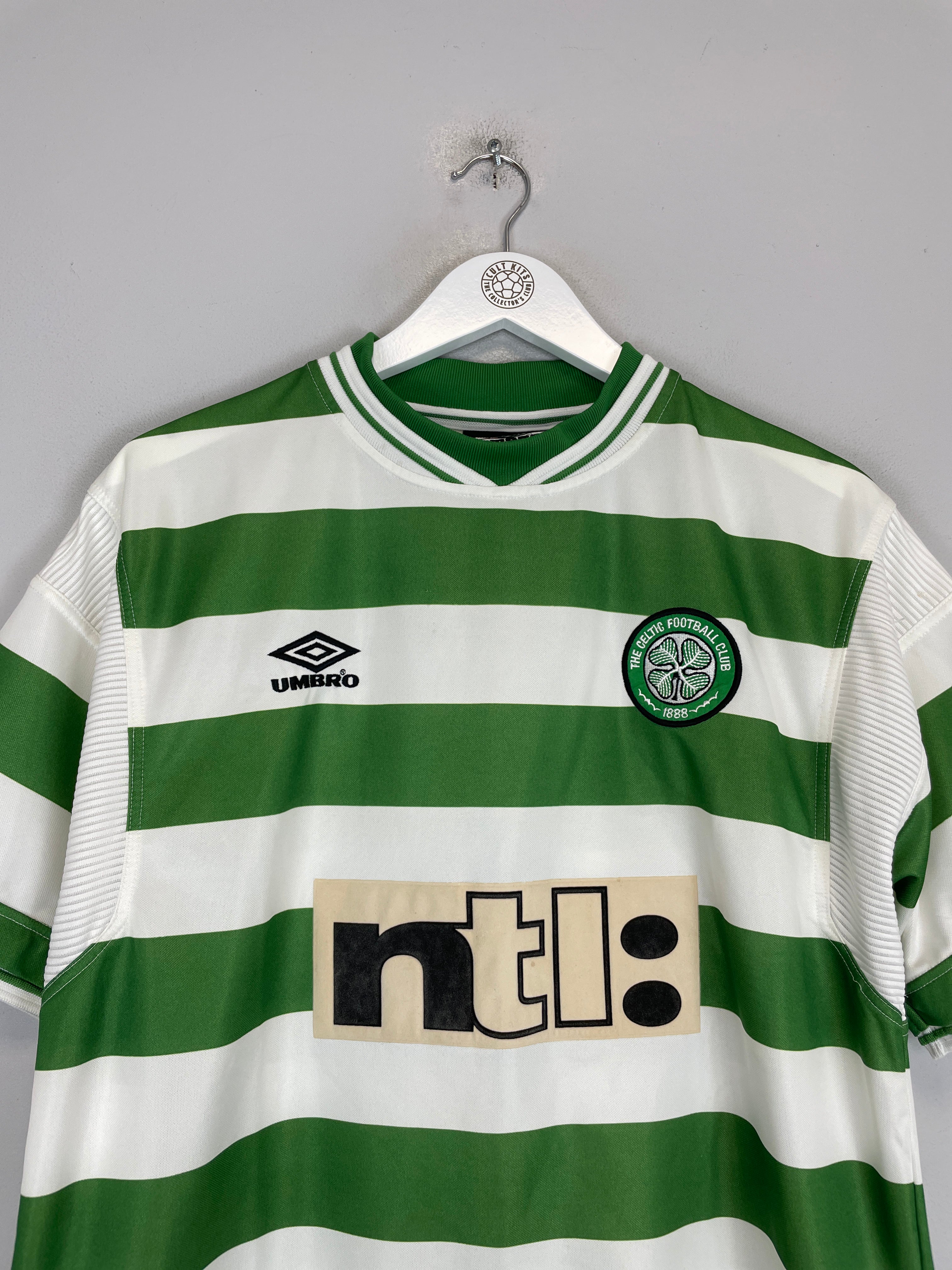 Shop 2000/01 CELTIC HOME SHIRT (L) UMBRO, classic football shirts, vintage football shirts & retro soccer jerseys at Cult Kits