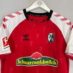 Shop 2020/21 FREIBURG KWON #28 HOME SHIRT (M) HUMMEL, classic football shirts, vintage football shirts & retro soccer jerseys at Cult Kits