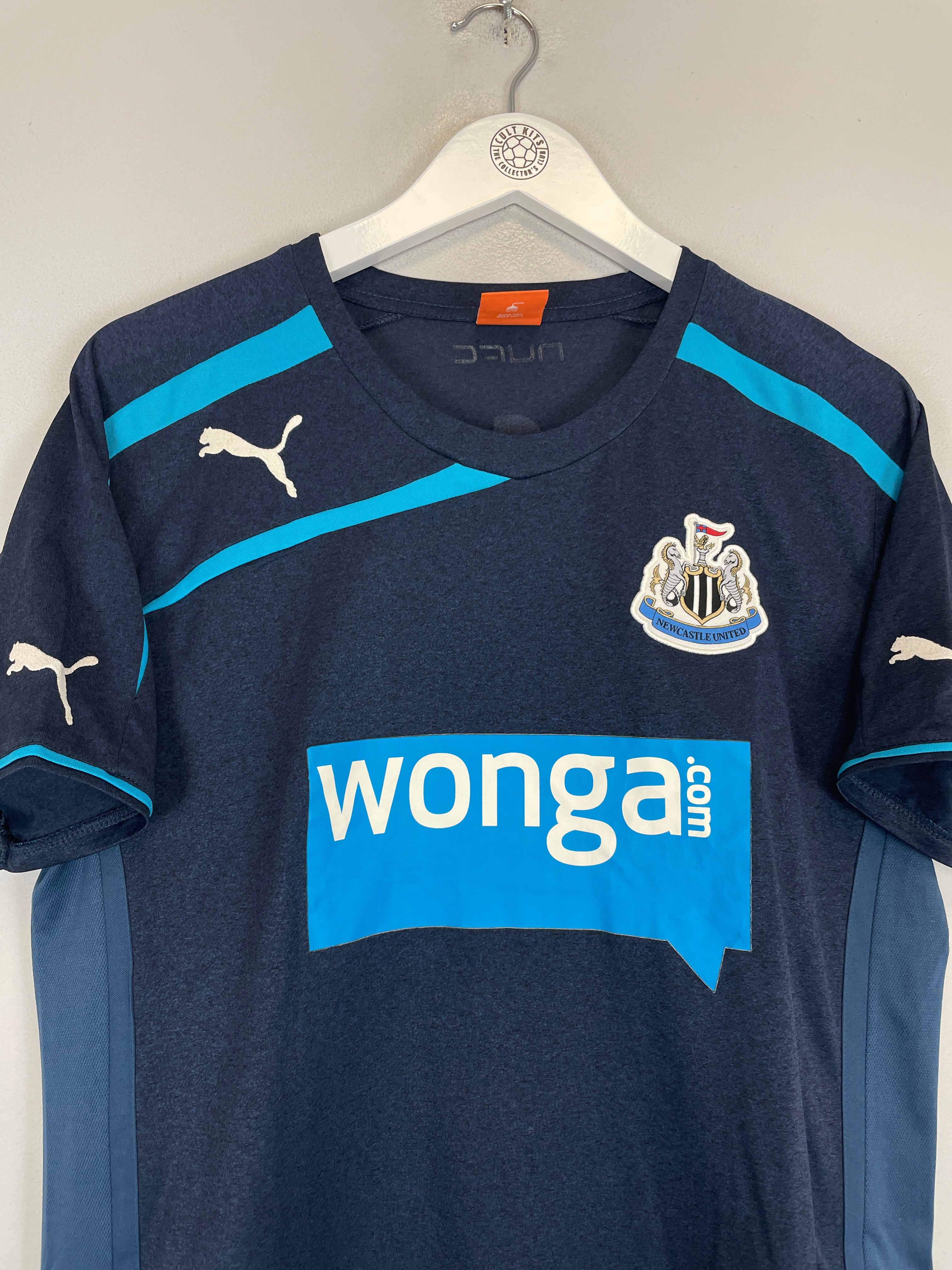 Shop 2013/14 NEWCASTLE CISSE #9 AWAY SHIRT (M) PUMA, classic football shirts, vintage football shirts & retro soccer jerseys at Cult Kits