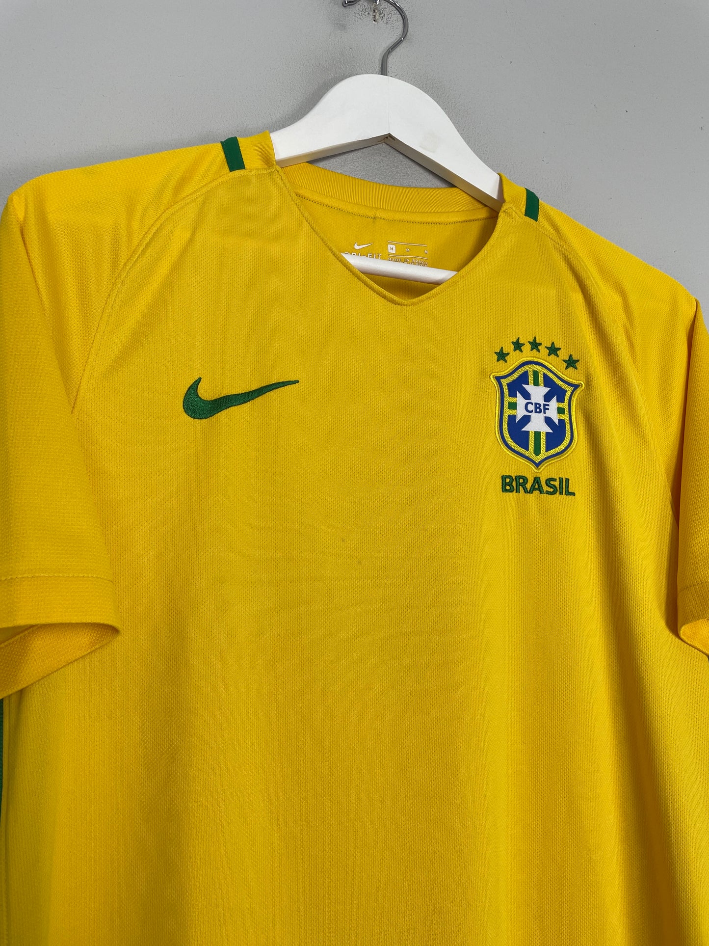 2016/17 BRAZIL HOME SHIRT (M) NIKE