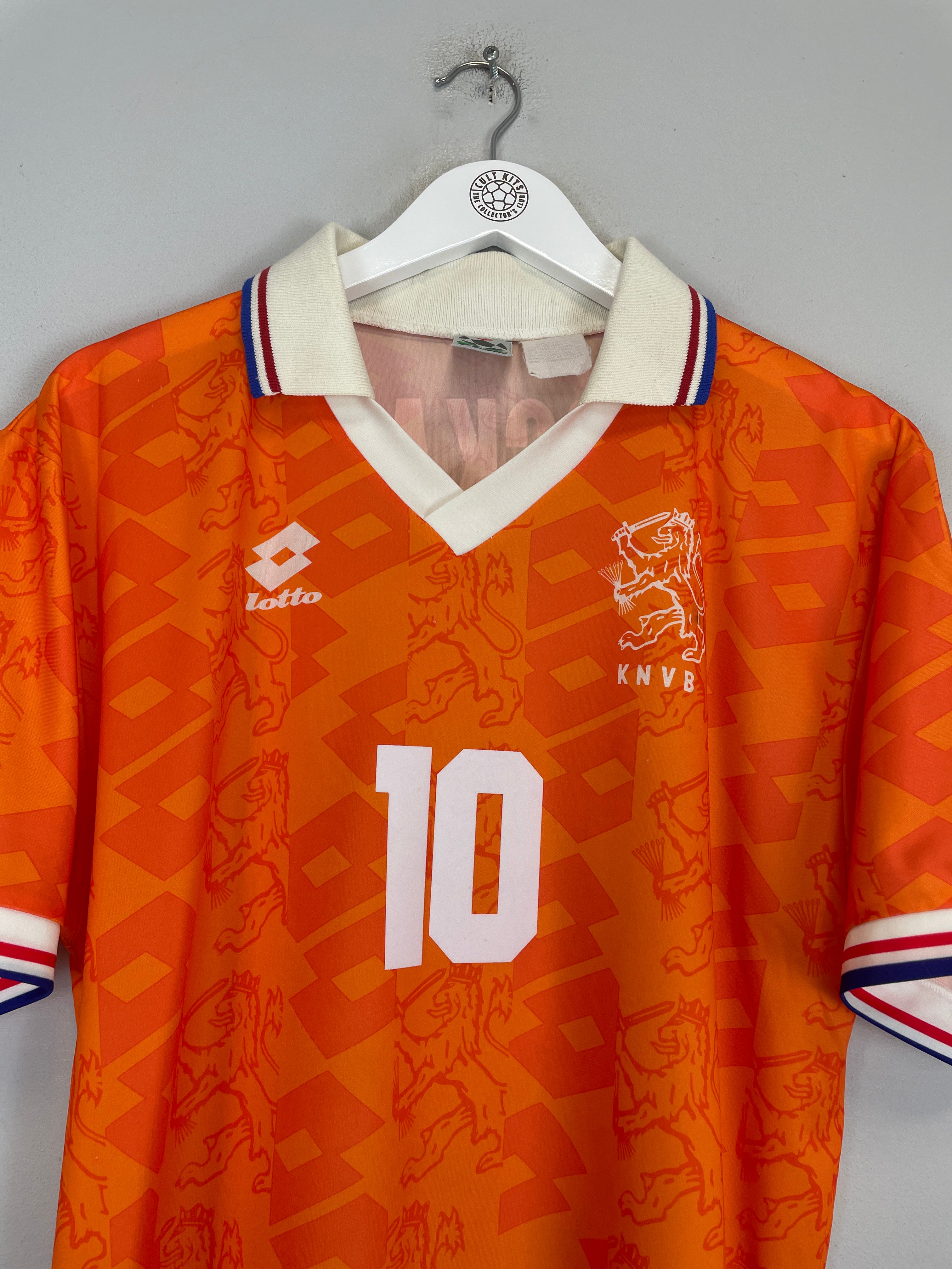 Shop 1994 NETHERLANDS BERGKAMP #10 HOME SHIRT (L) LOTTO, classic football shirts, vintage football shirts & retro soccer jerseys at Cult Kits
