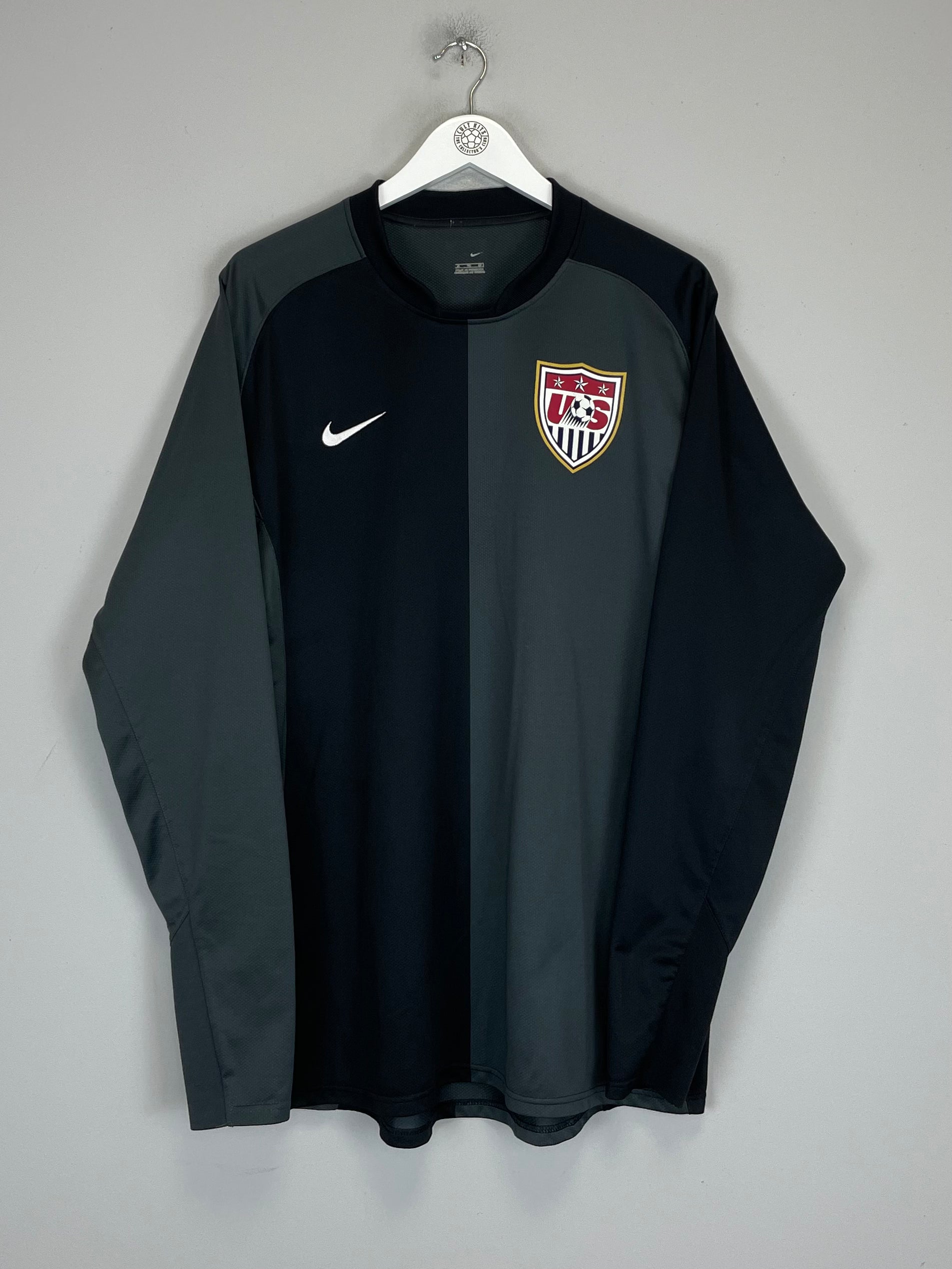 Shop 2006 USA GK SHIRT (XL) NIKE, classic football shirts, vintage football shirts & retro soccer jerseys at Cult Kits
