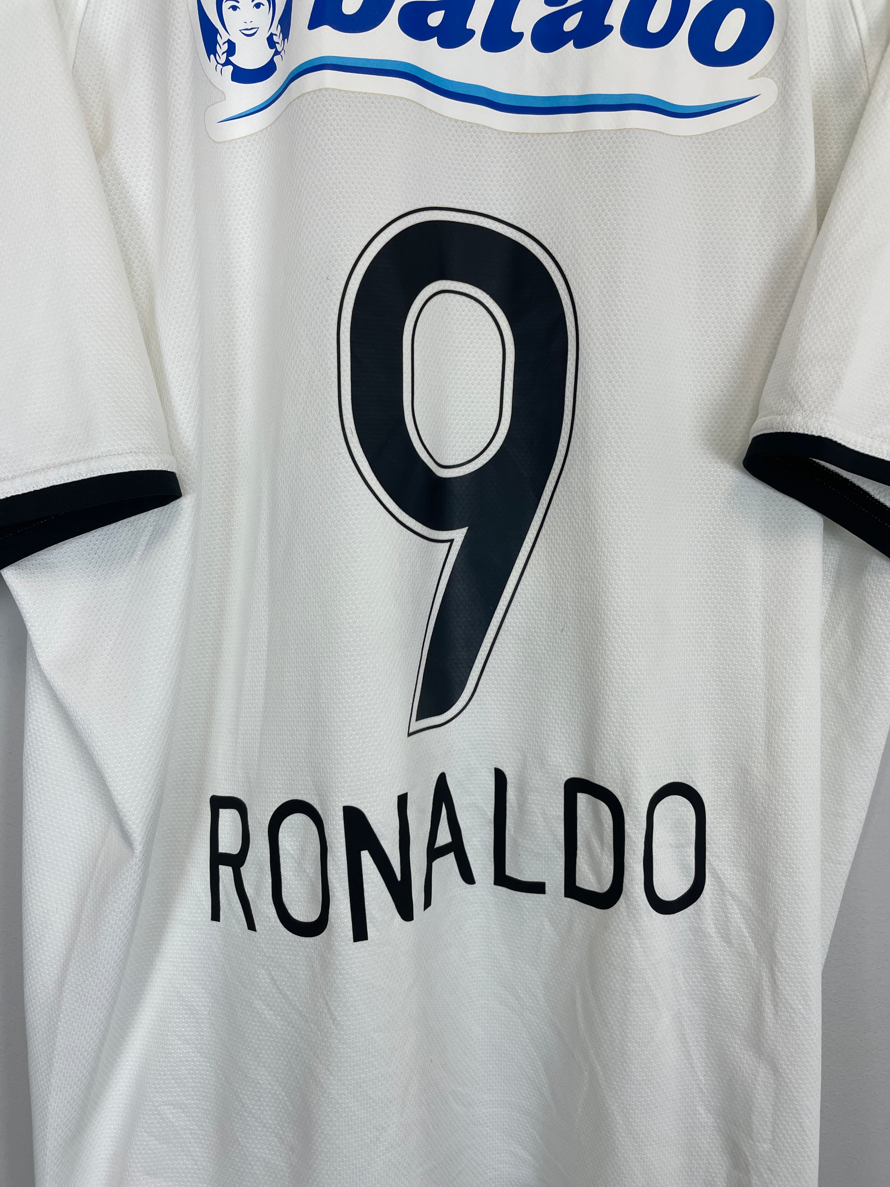 Shop 2009/10 CORINTHIANS RONALDO #9 HOME SHIRT (XXL) NIKE, classic football shirts, vintage football shirts & retro soccer jerseys at Cult Kits