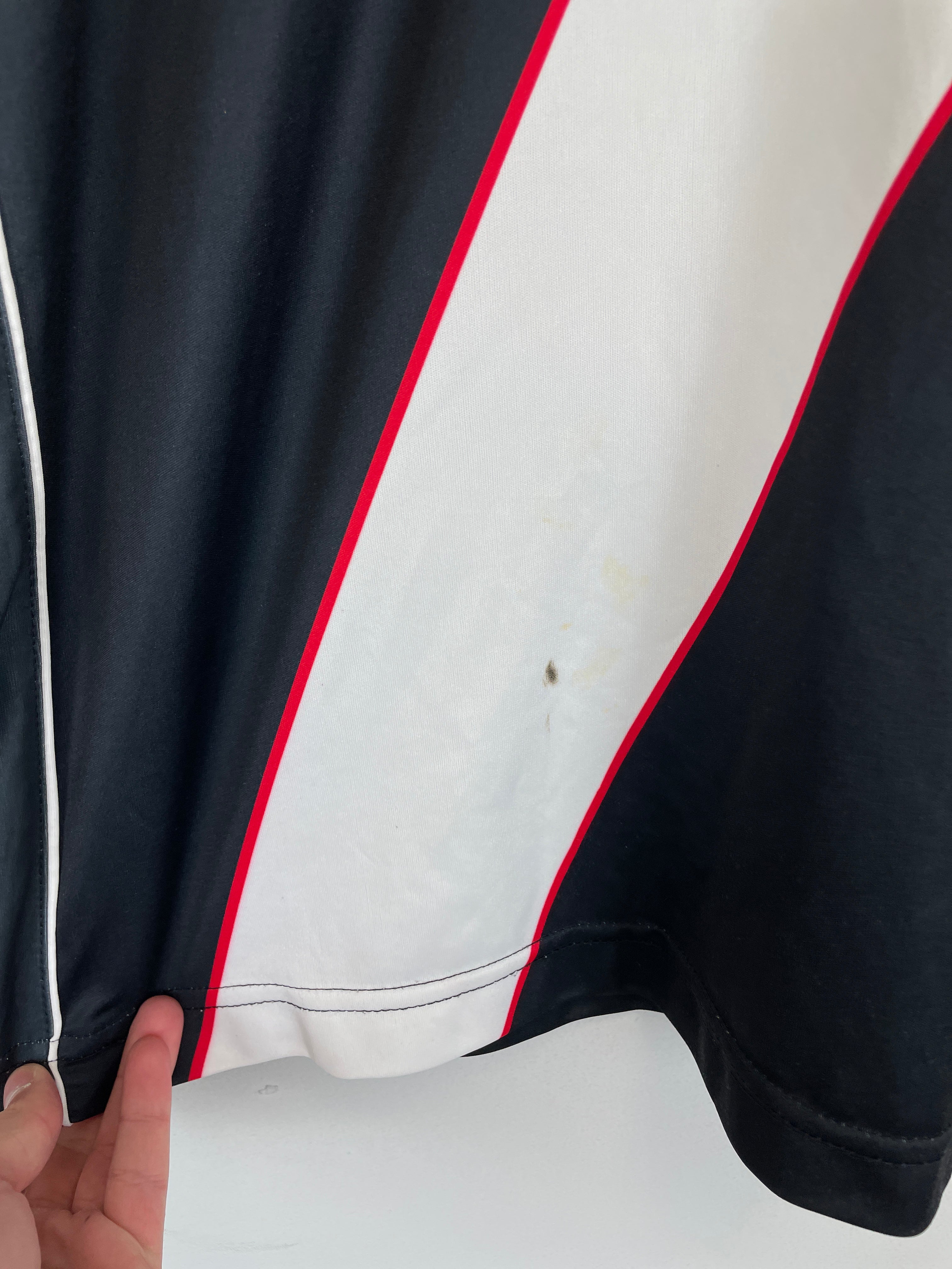Shop 1999/00 VASCO DA GAMA #9 HOME SHIRT (L) KAPPA, classic football shirts, vintage football shirts & retro soccer jerseys at Cult Kits