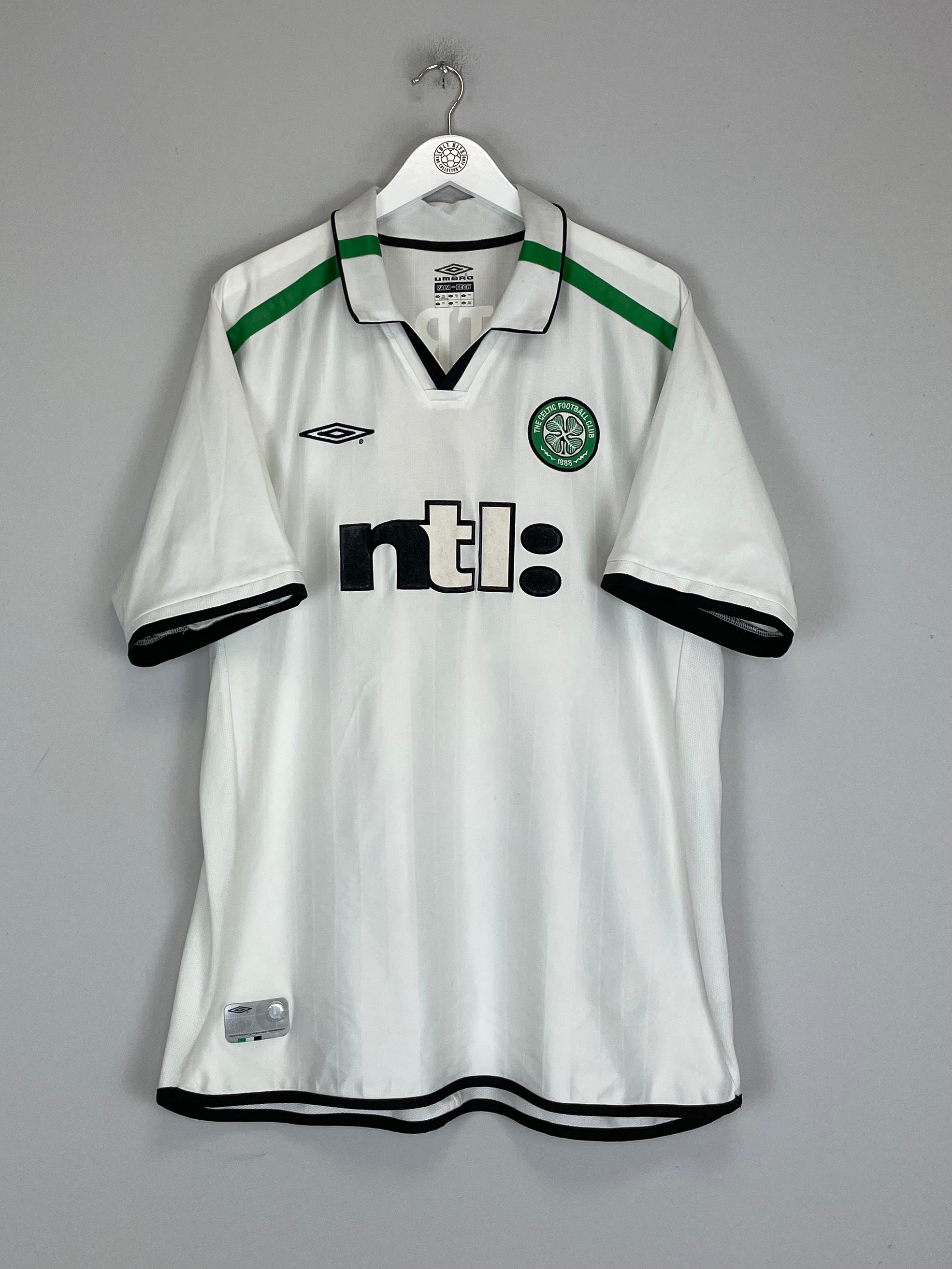 Shop 2001/02 CELTIC PETROV #19 AWAY SHIRT (XXL) UMBRO, classic football shirts, vintage football shirts & retro soccer jerseys at Cult Kits