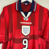 Shop 1997/99 ENGLAND SHEARER #9 AWAY SHIRT (L) UMBRO, classic football shirts, vintage football shirts & retro soccer jerseys at Cult Kits