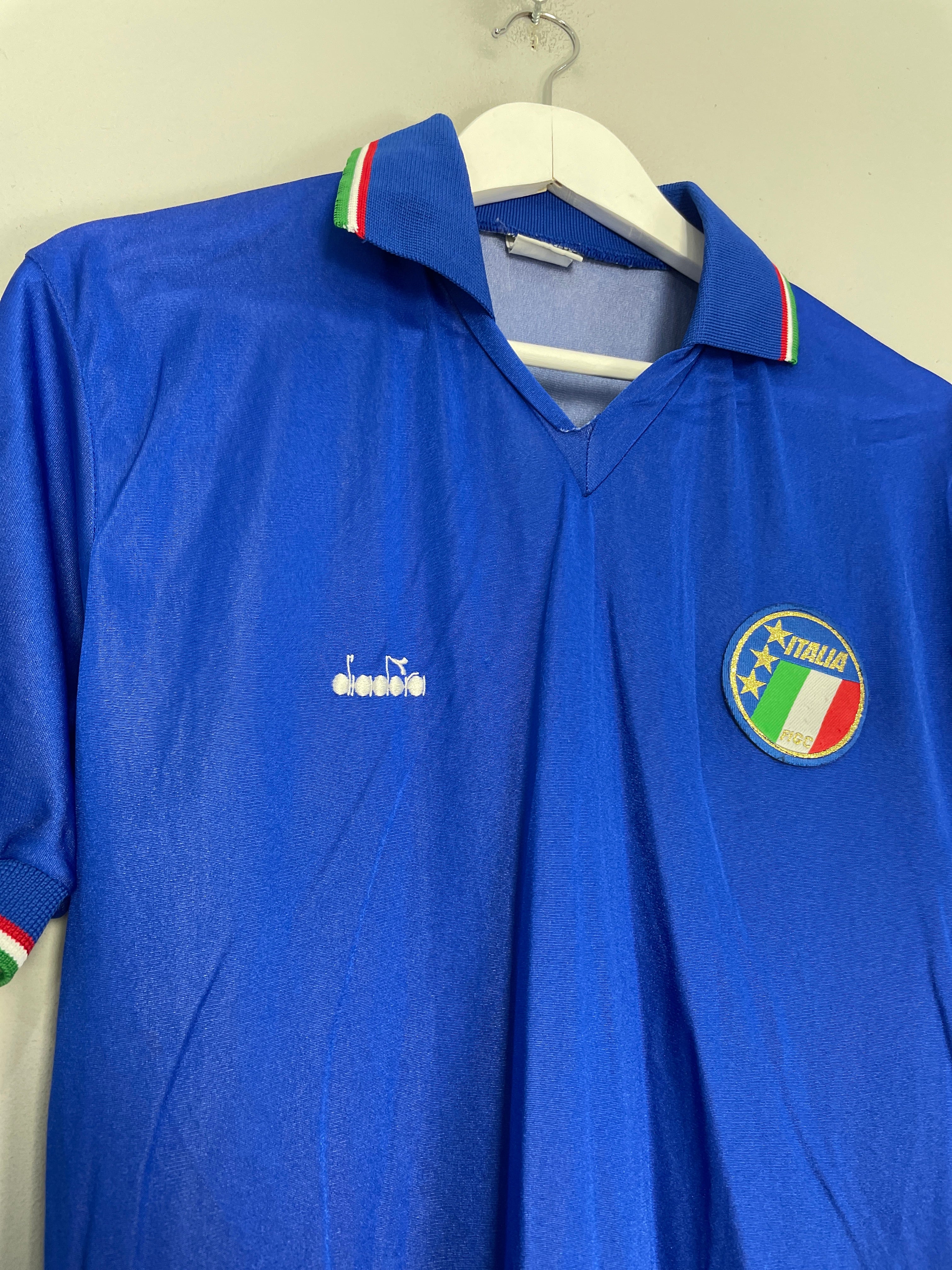 Shop 1986/90 ITALY HOME SHIRT (L) DIADORA, classic football shirts, vintage football shirts & retro soccer jerseys at Cult Kits