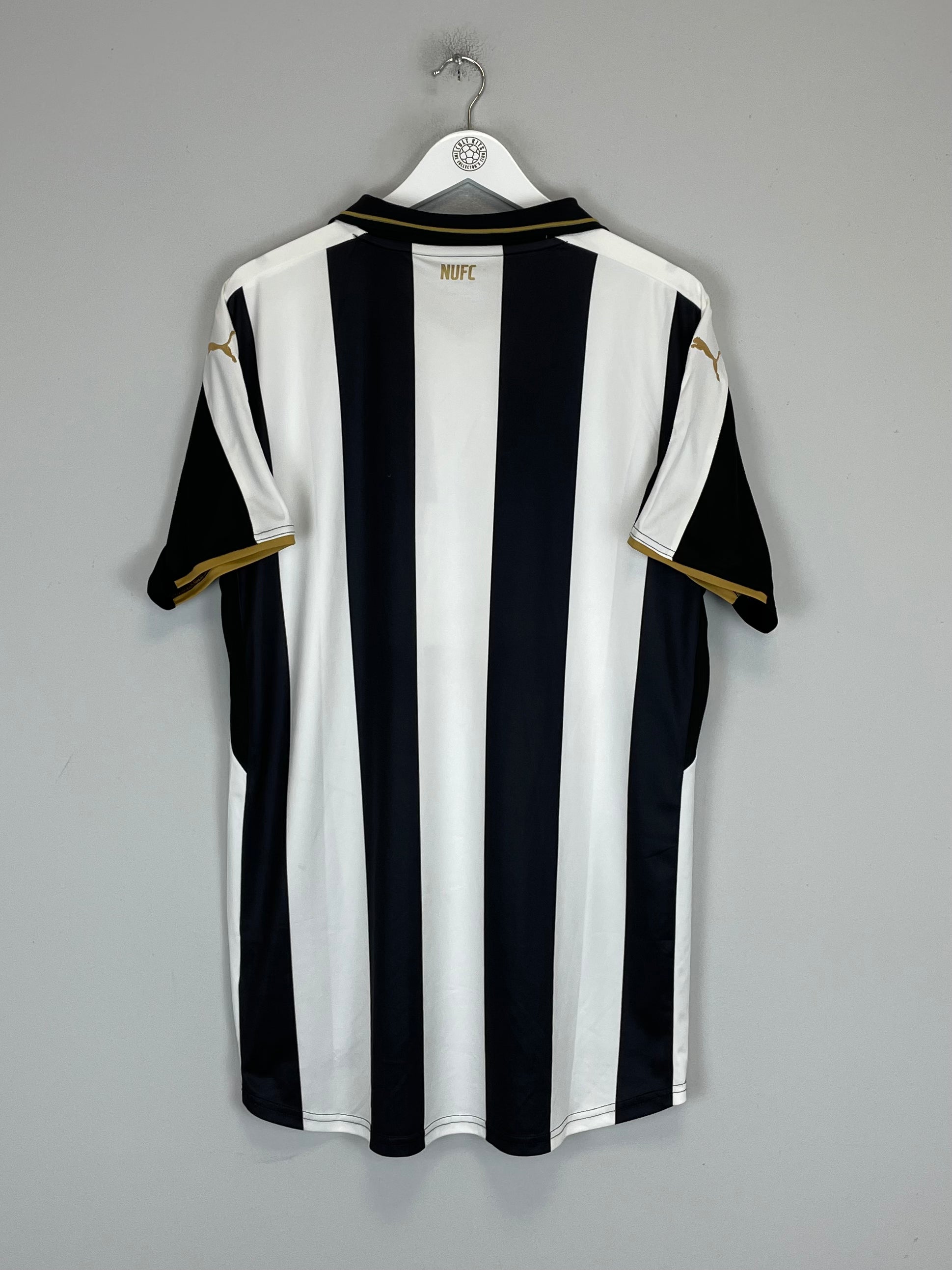 Shop 2016/17 NEWCASTLE UNITED HOME SHIRT (XL) PUMA, classic football shirts, vintage football shirts & retro soccer jerseys at Cult Kits
