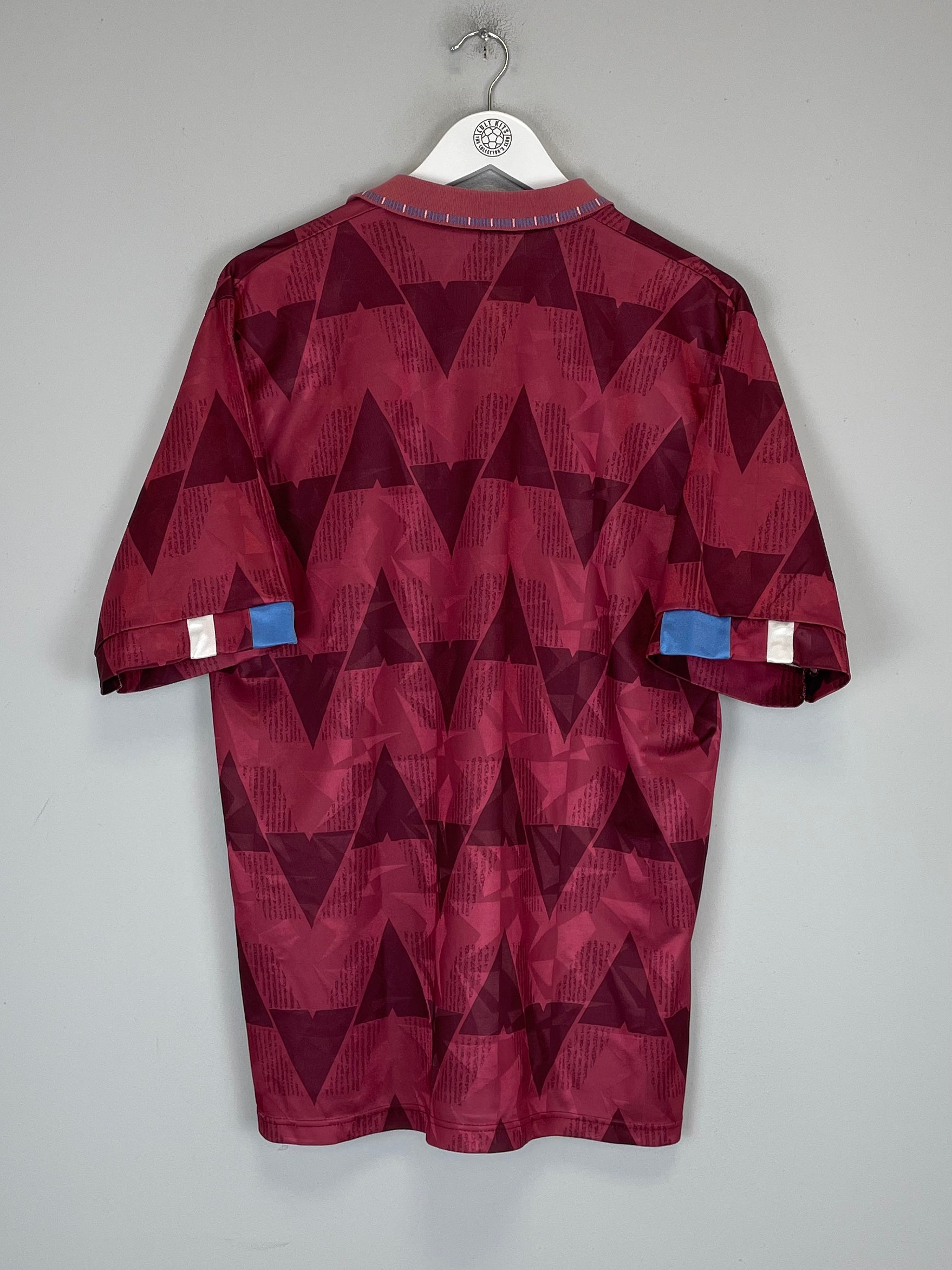 Shop 1990/92 MANCHESTER CITY AWAY SHIRT (L) UMBRO, classic football shirts, vintage football shirts & retro soccer jerseys at Cult Kits