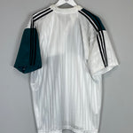 Shop 1995/96 LIVERPOOL AWAY SHIRT (XXL) ADIDAS, classic football shirts, vintage football shirts & retro soccer jerseys at Cult Kits