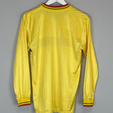 Shop 1986/88 WATFORD HOME SHIRT (L) UMBRO, classic football shirts, vintage football shirts & retro soccer jerseys at Cult Kits