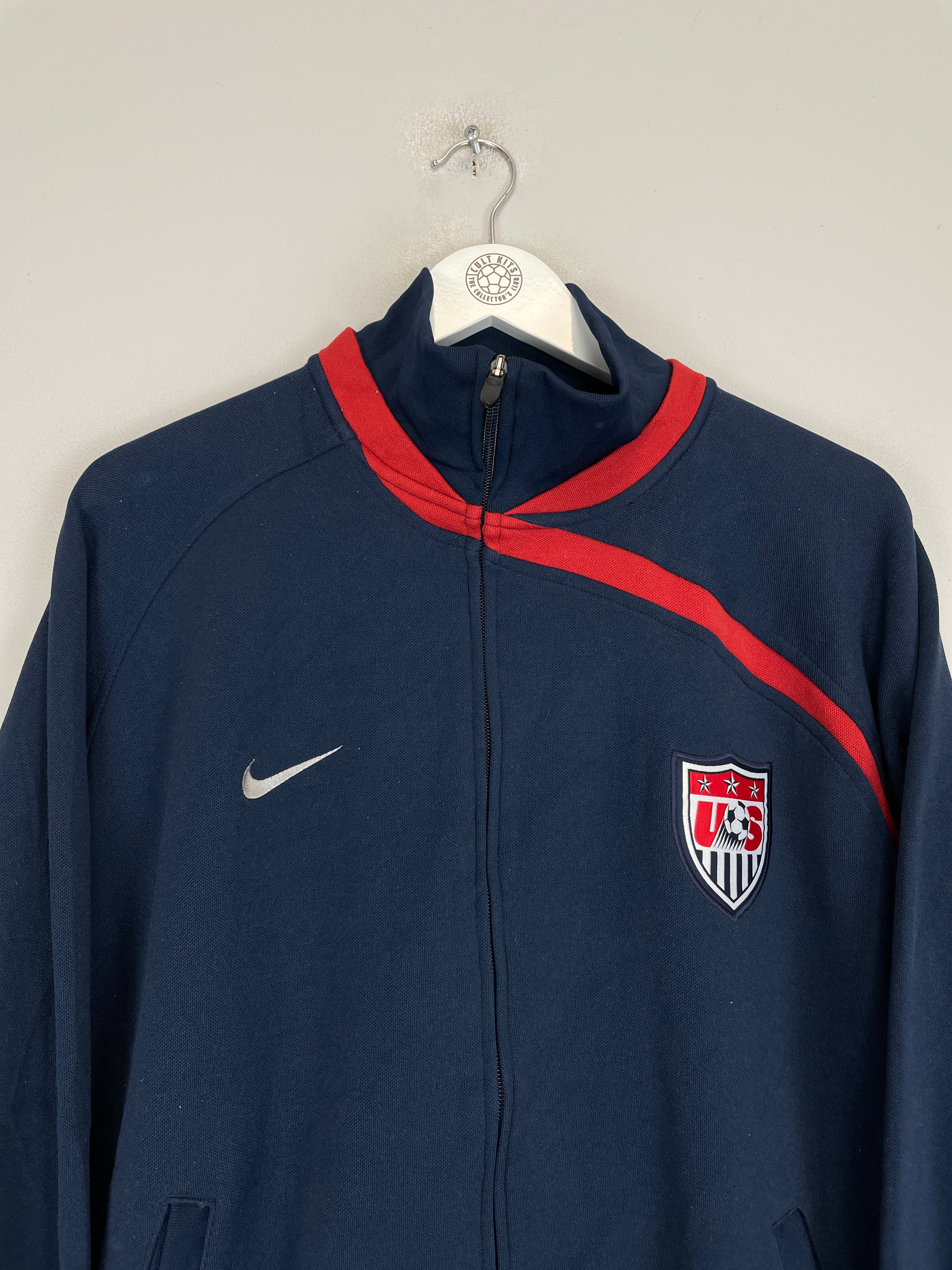 Shop 2006/07 USA TRACK JACKET (XL) NIKE, classic football shirts, vintage football shirts & retro soccer jerseys at Cult Kits