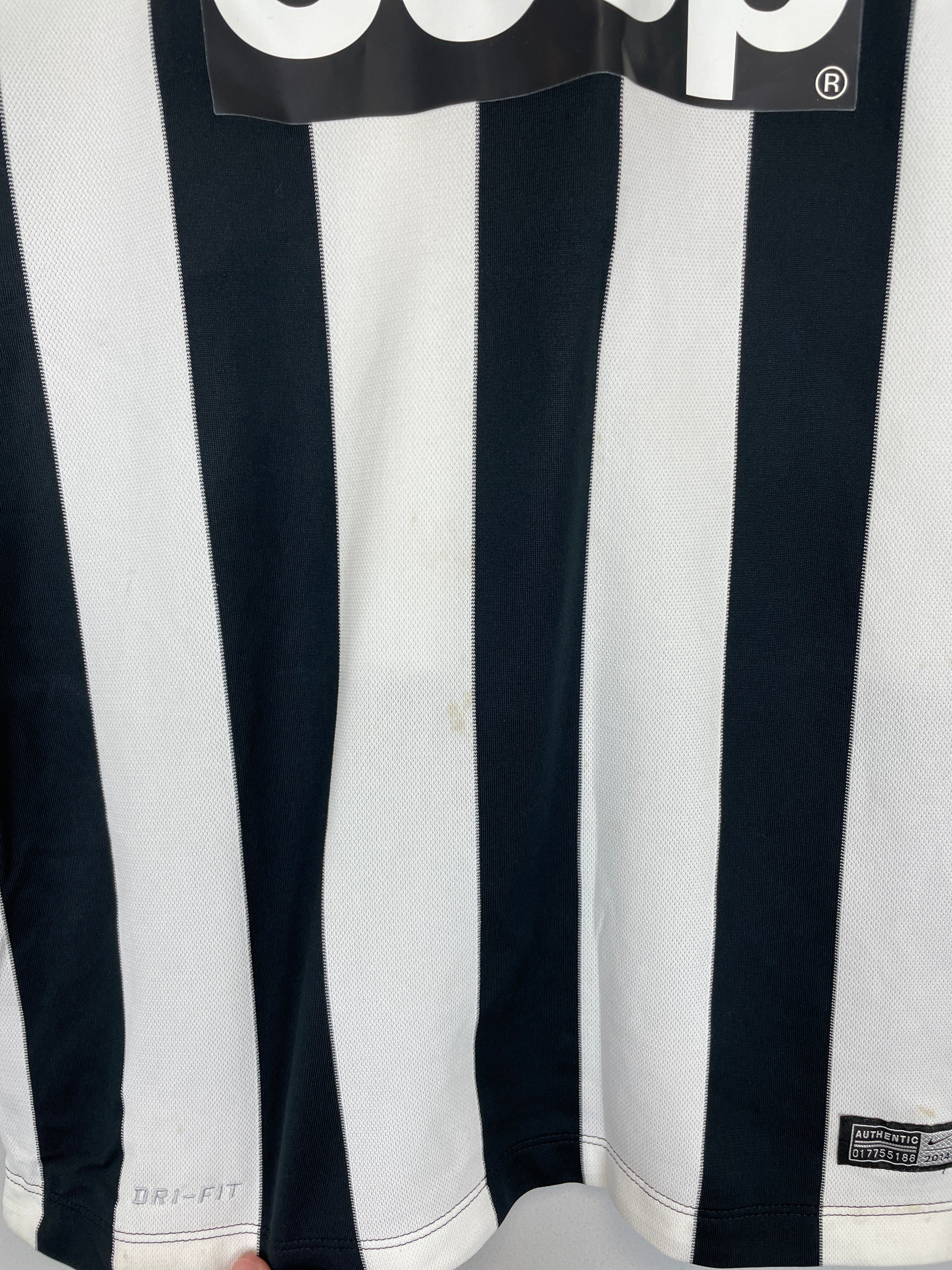 Shop 2014/15 JUVENTUS HOME SHIRT (M) NIKE, classic football shirts, vintage football shirts & retro soccer jerseys at Cult Kits