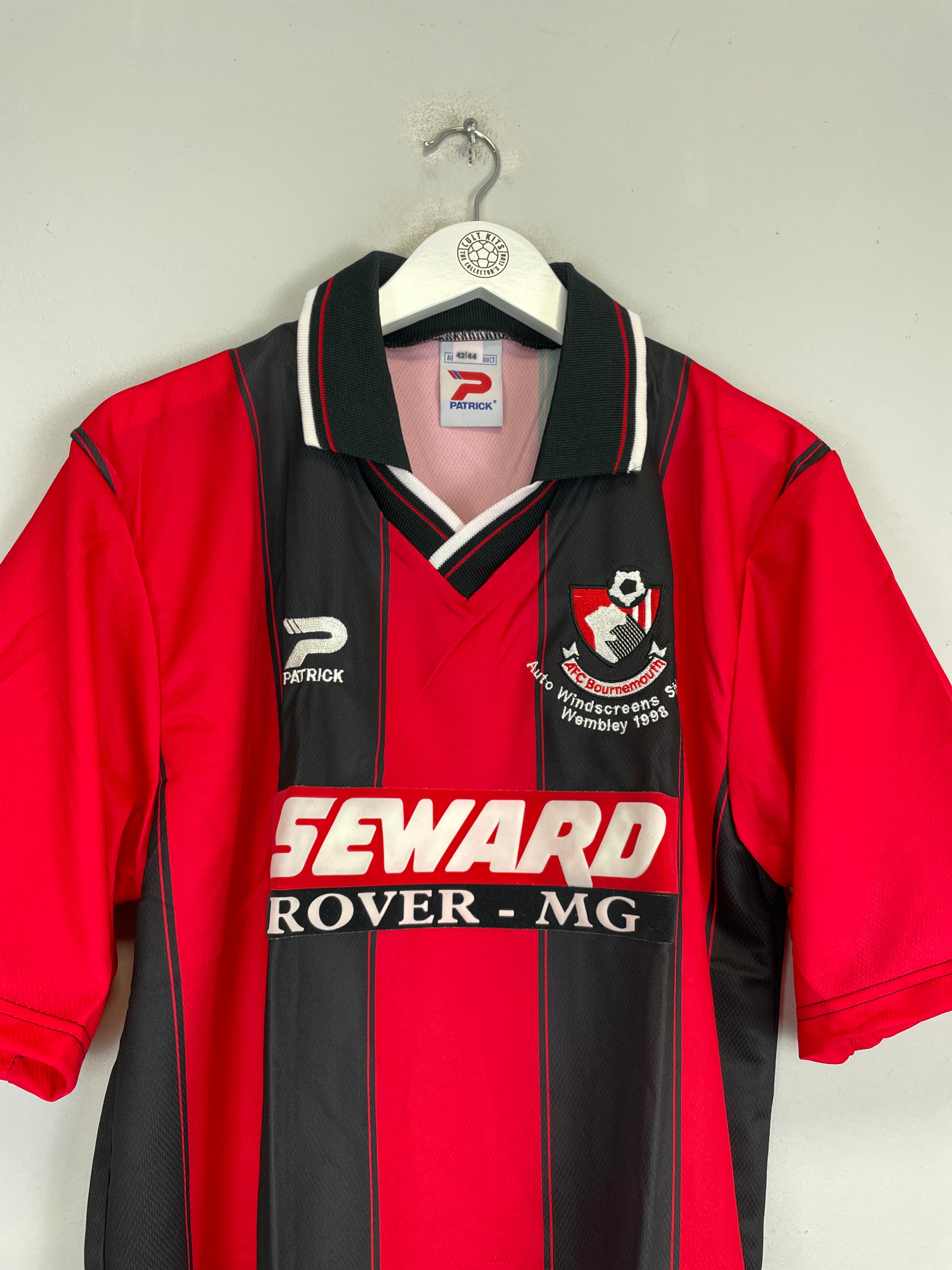 Shop 1998/00 BOURNEMOUTH *WEMBLEY 98* MINT HOME SHIRT (L) PATRICK, classic football shirts, vintage football shirts & retro soccer jerseys at Cult Kits