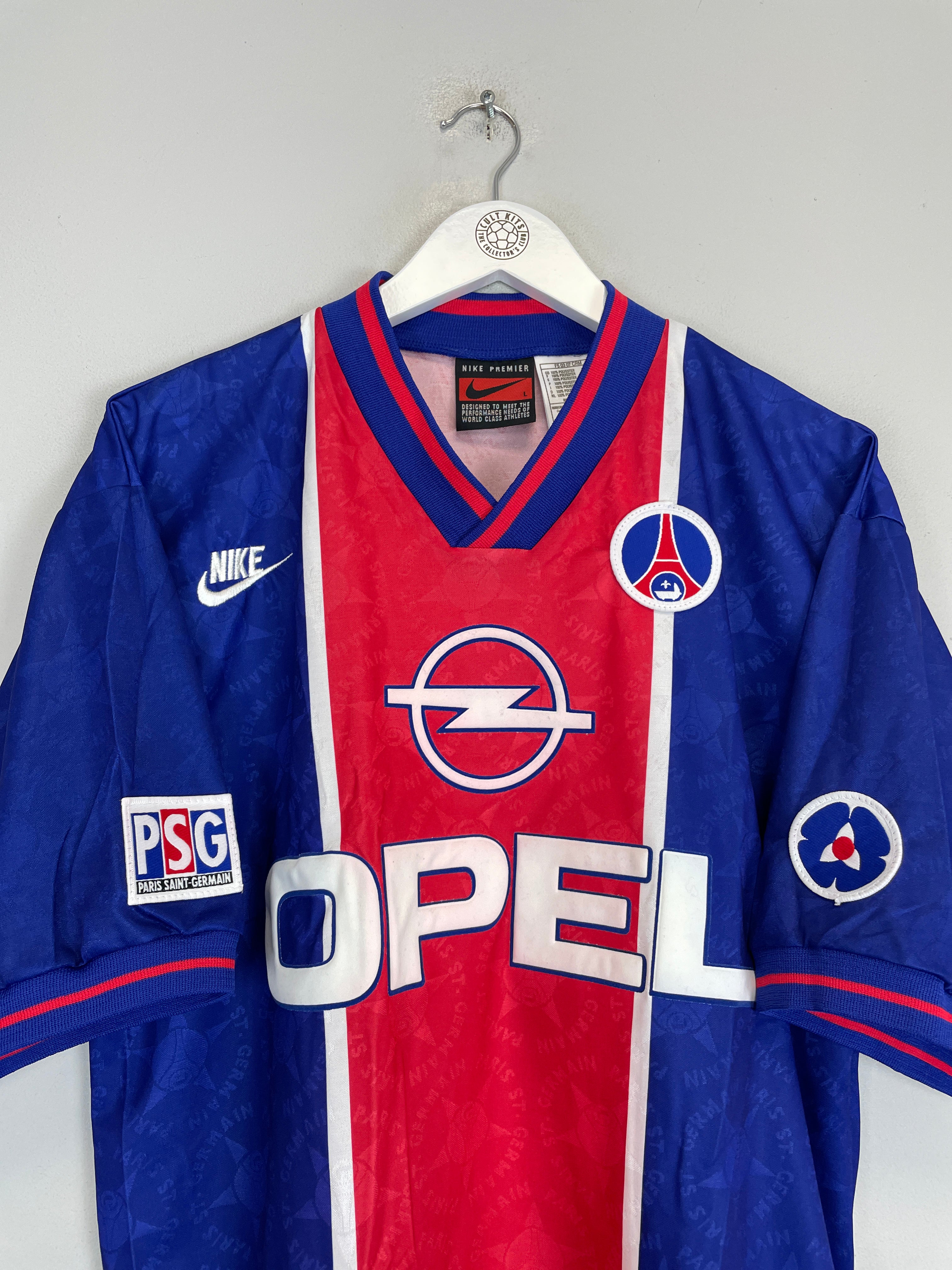 Shop 1995/96 PSG *MINT* HOME SHIRT (L) NIKE, classic football shirts, vintage football shirts & retro soccer jerseys at Cult Kits