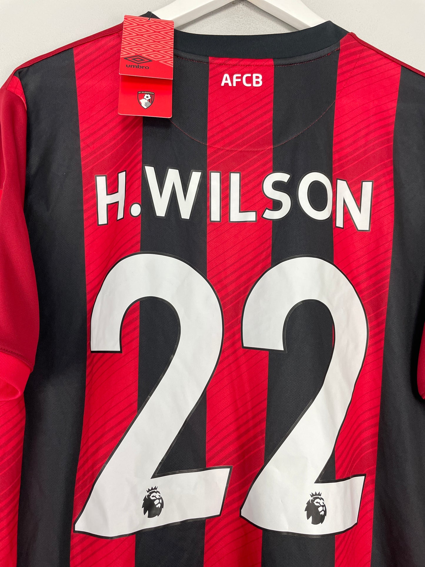 2019/20 BOURNEMOUTH WILSON #22 *BNWT* HOME SHIRT (XL) UMBRO