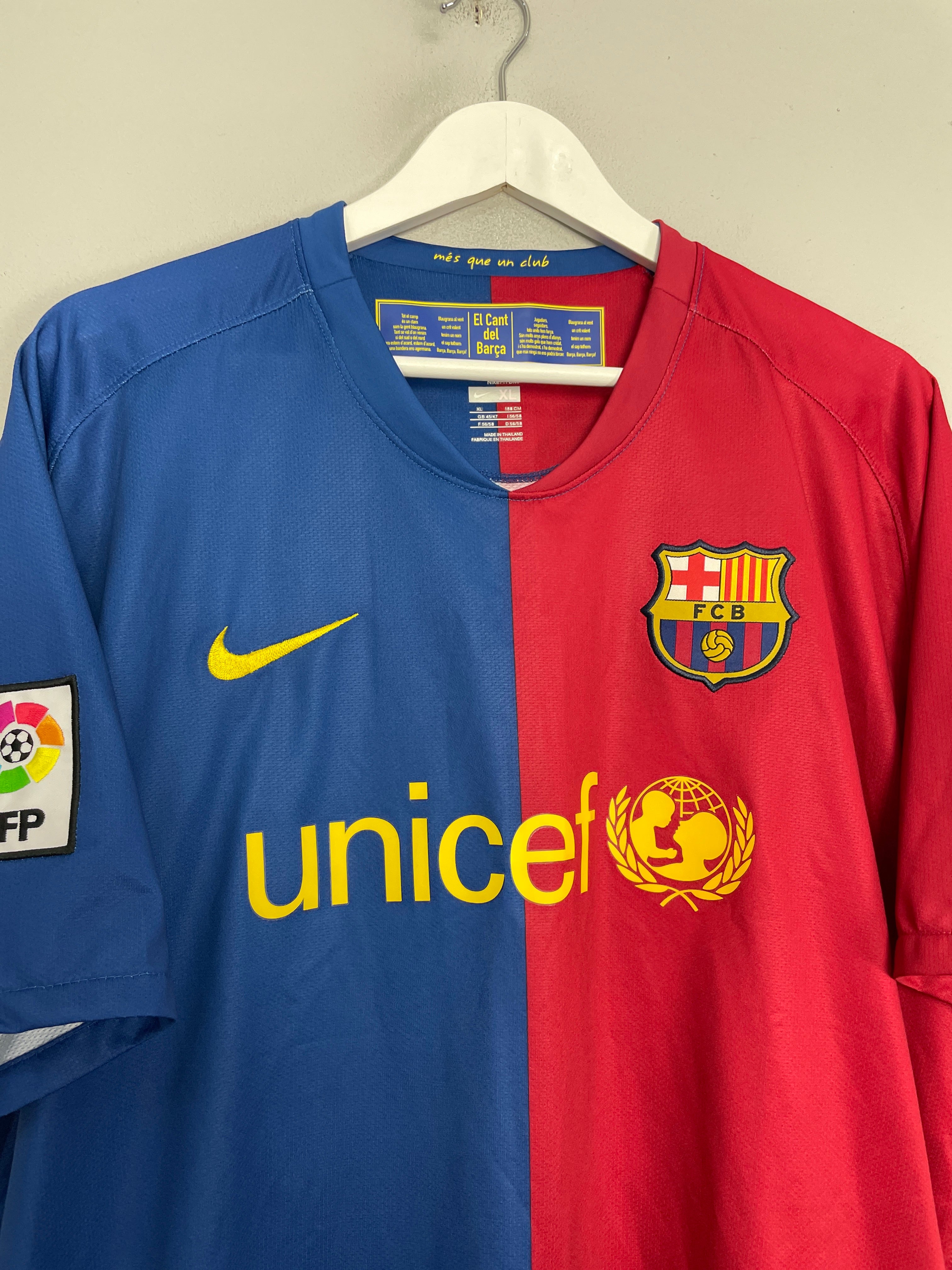 Shop 2008/09 BARCELONA MESSI #10 HOME SHIRT (XL) NIKE, classic football shirts, vintage football shirts & retro soccer jerseys at Cult Kits